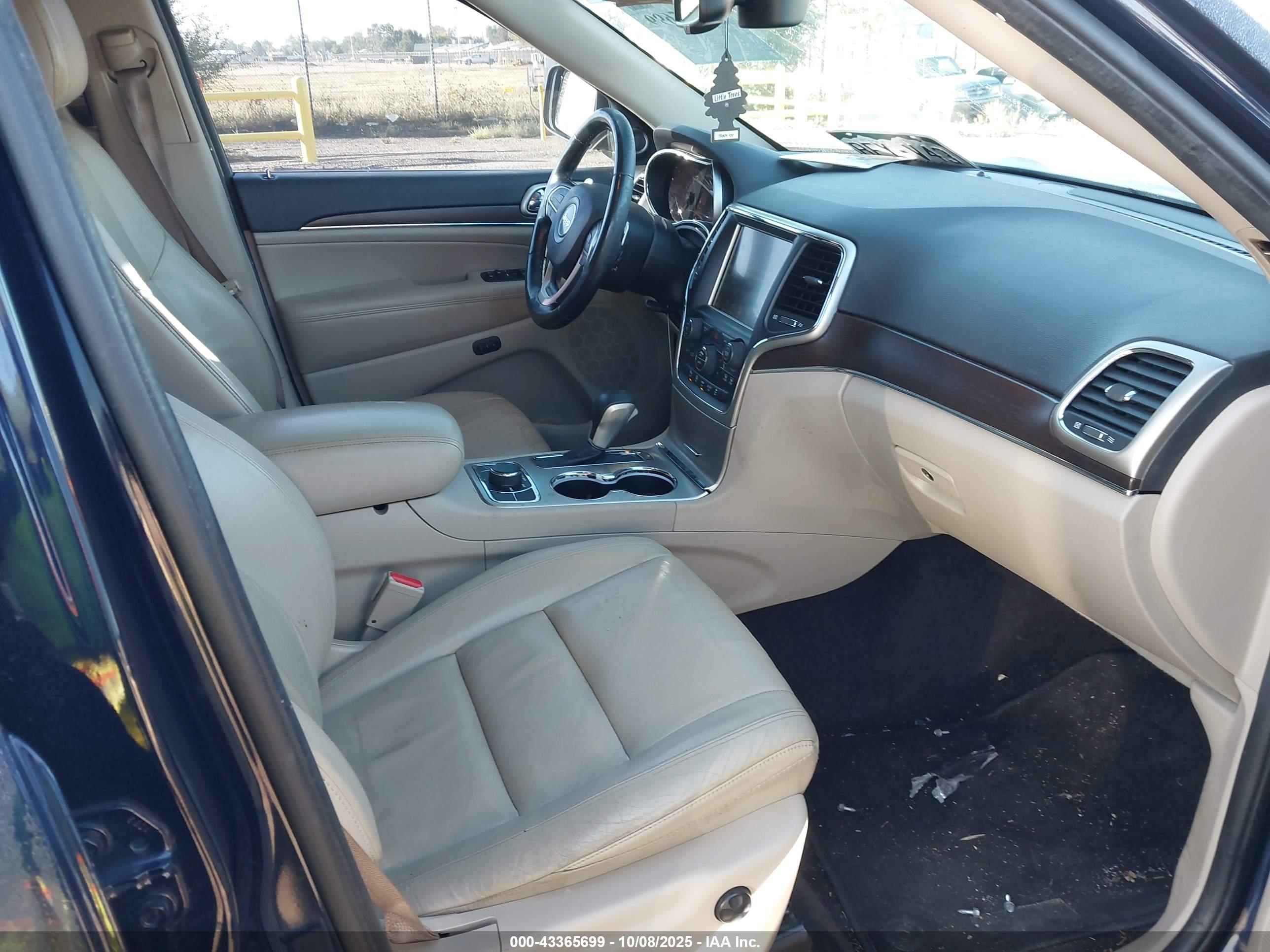 JEEP GRAND image 5