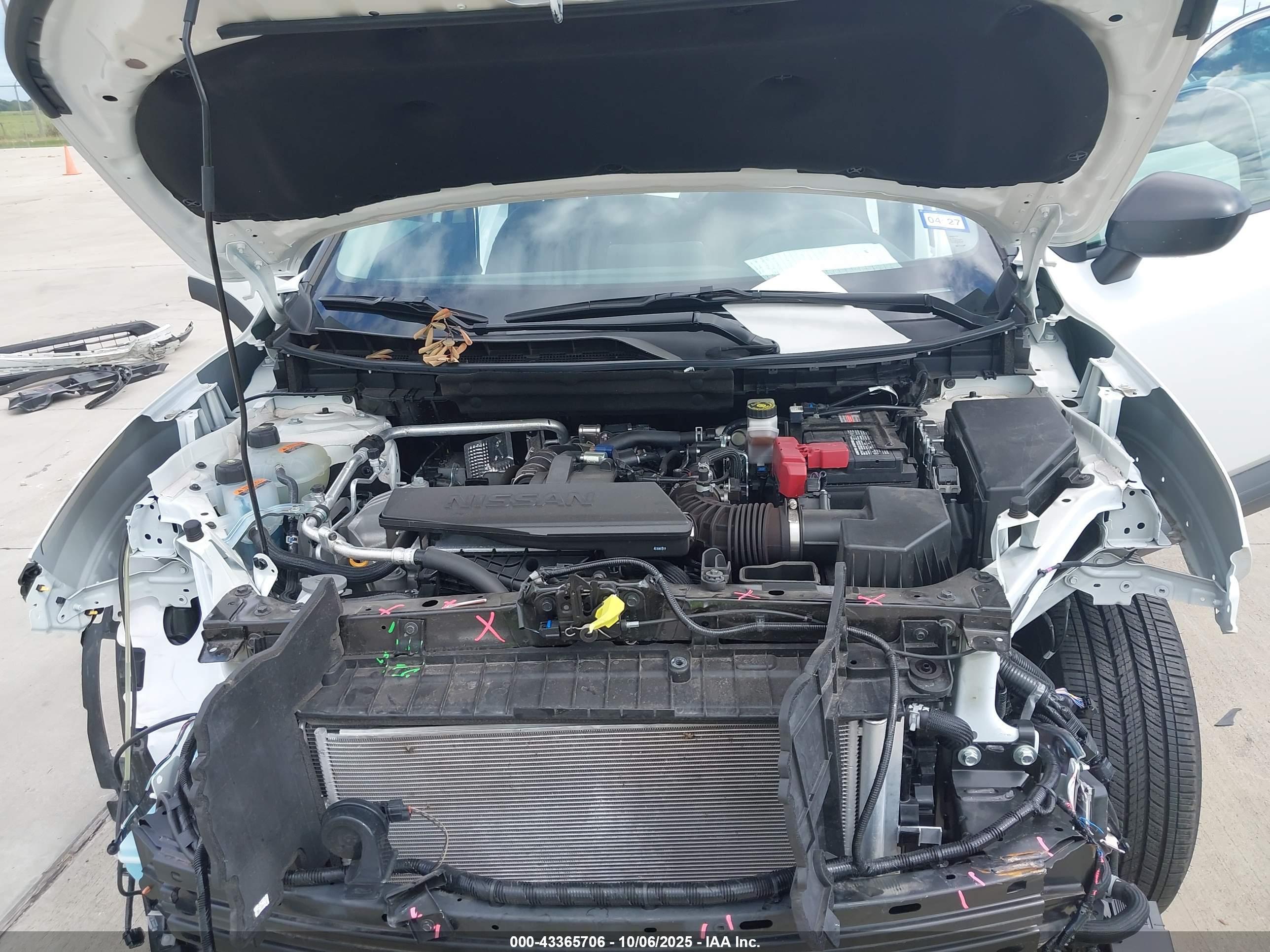 NISSAN ROGUE image 10