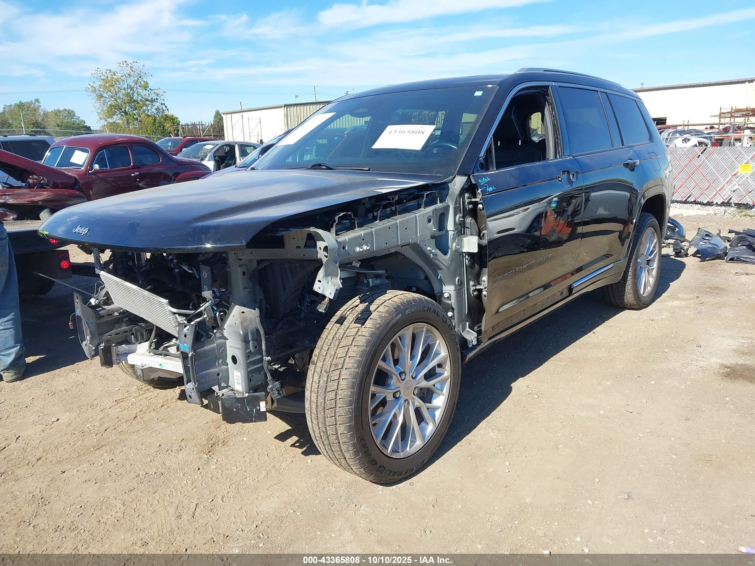 JEEP GRAND image 2