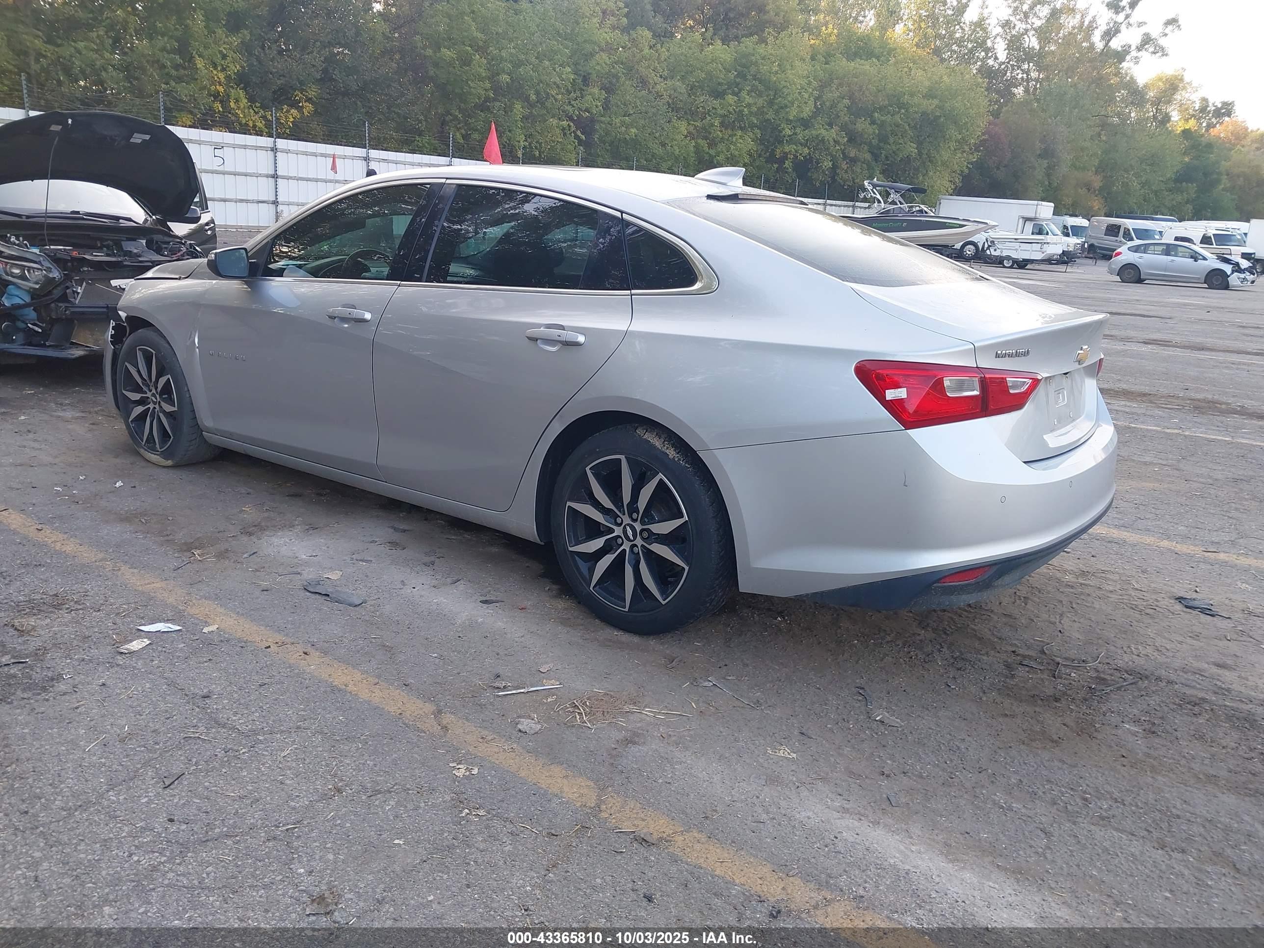 CHEVROLET MALIBU image 3
