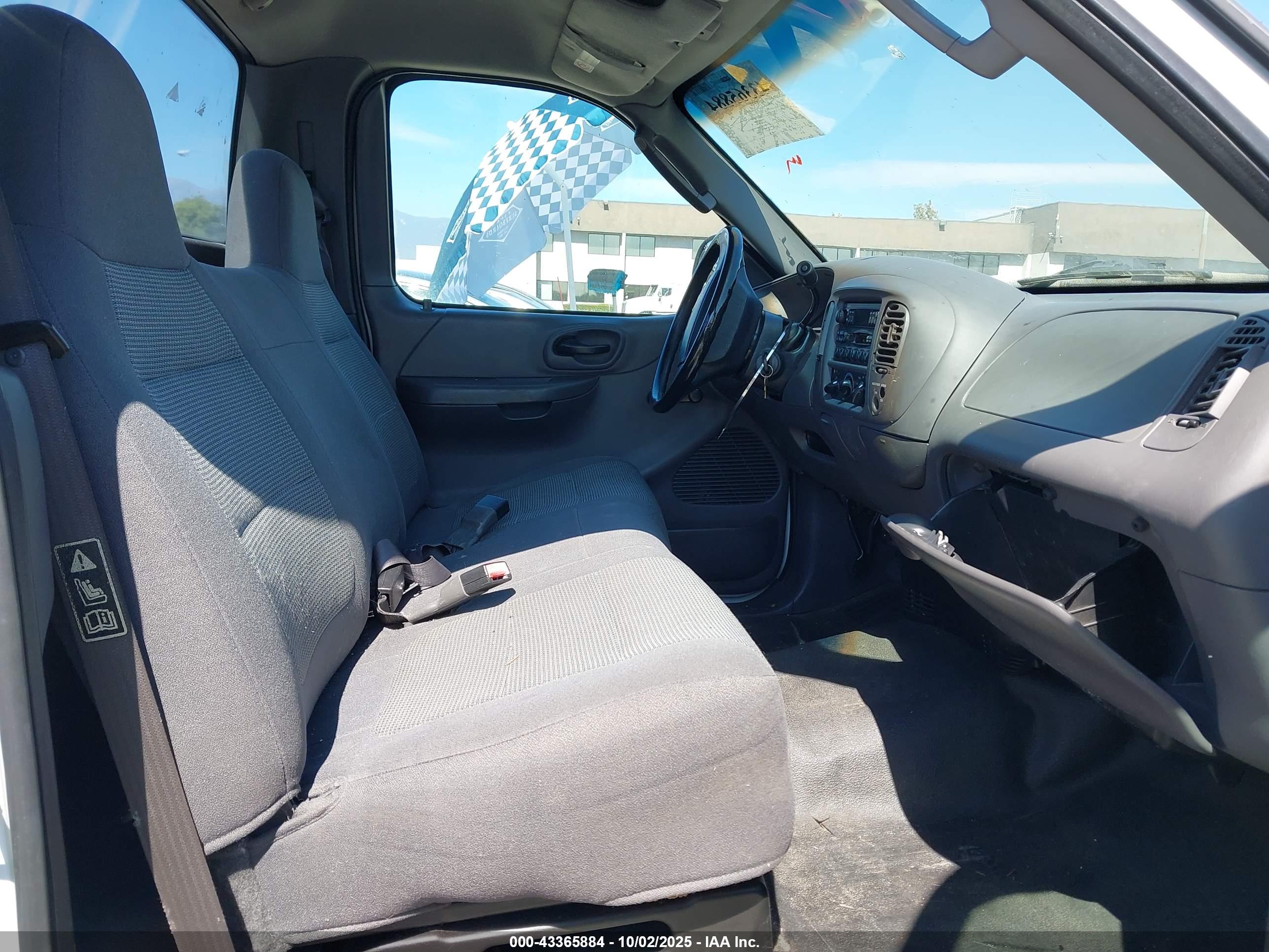 FORD F-150 image 5