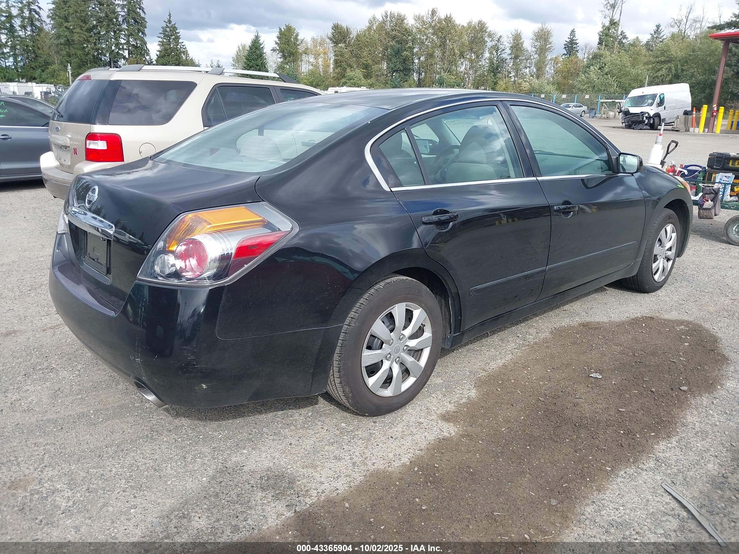 NISSAN ALTIMA image 4