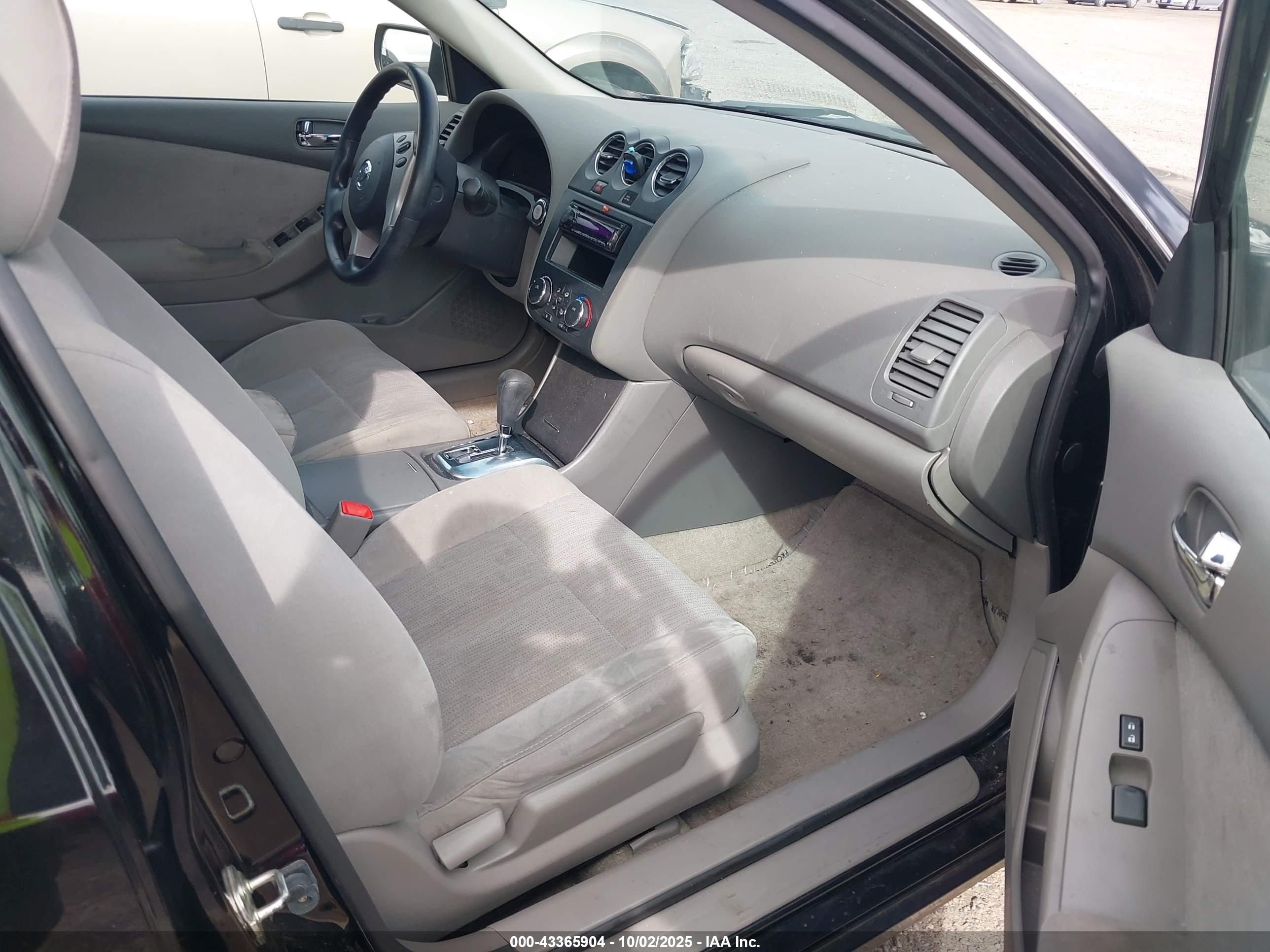 NISSAN ALTIMA image 5