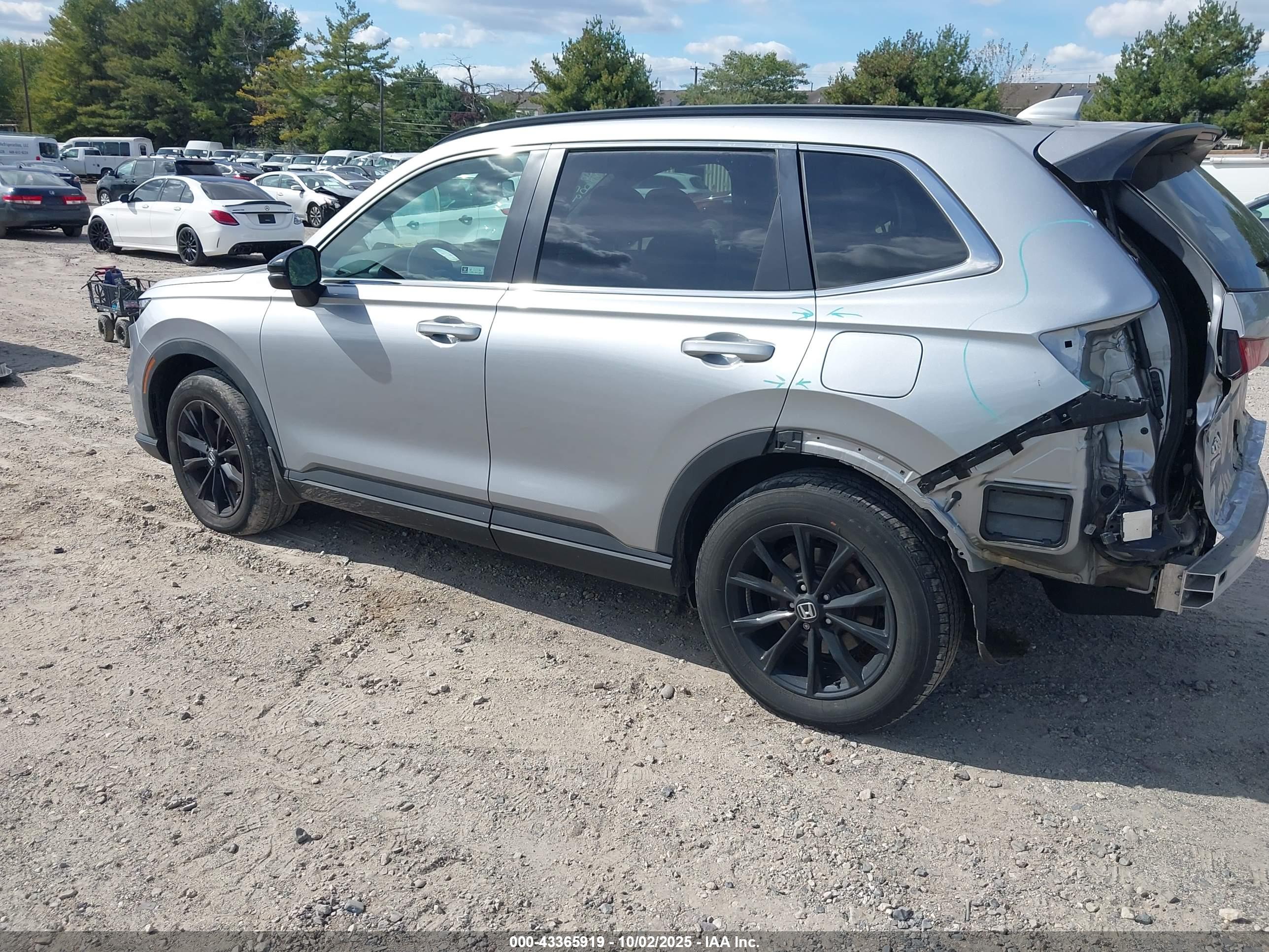 HONDA CR-V image 3