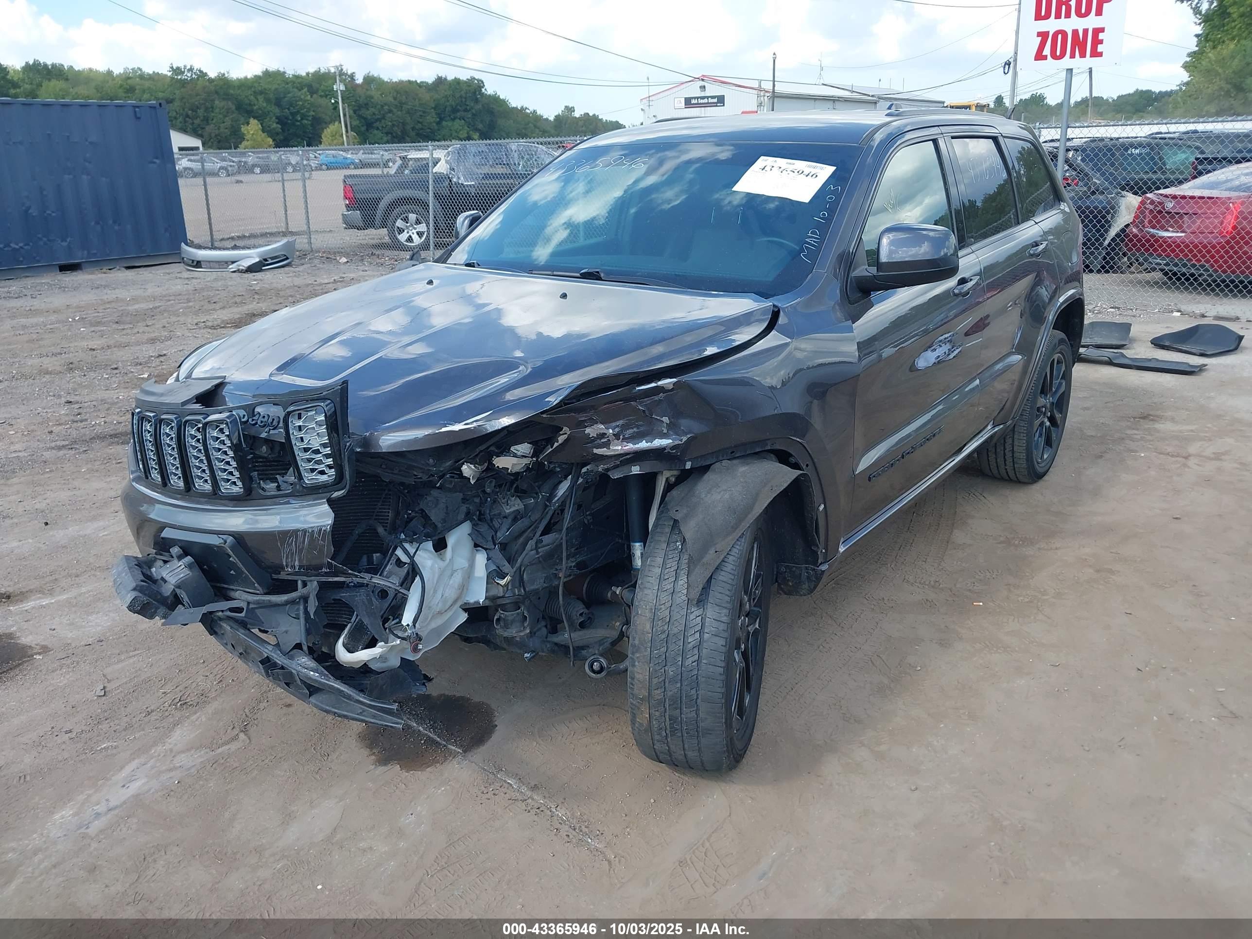 JEEP GRAND image 2