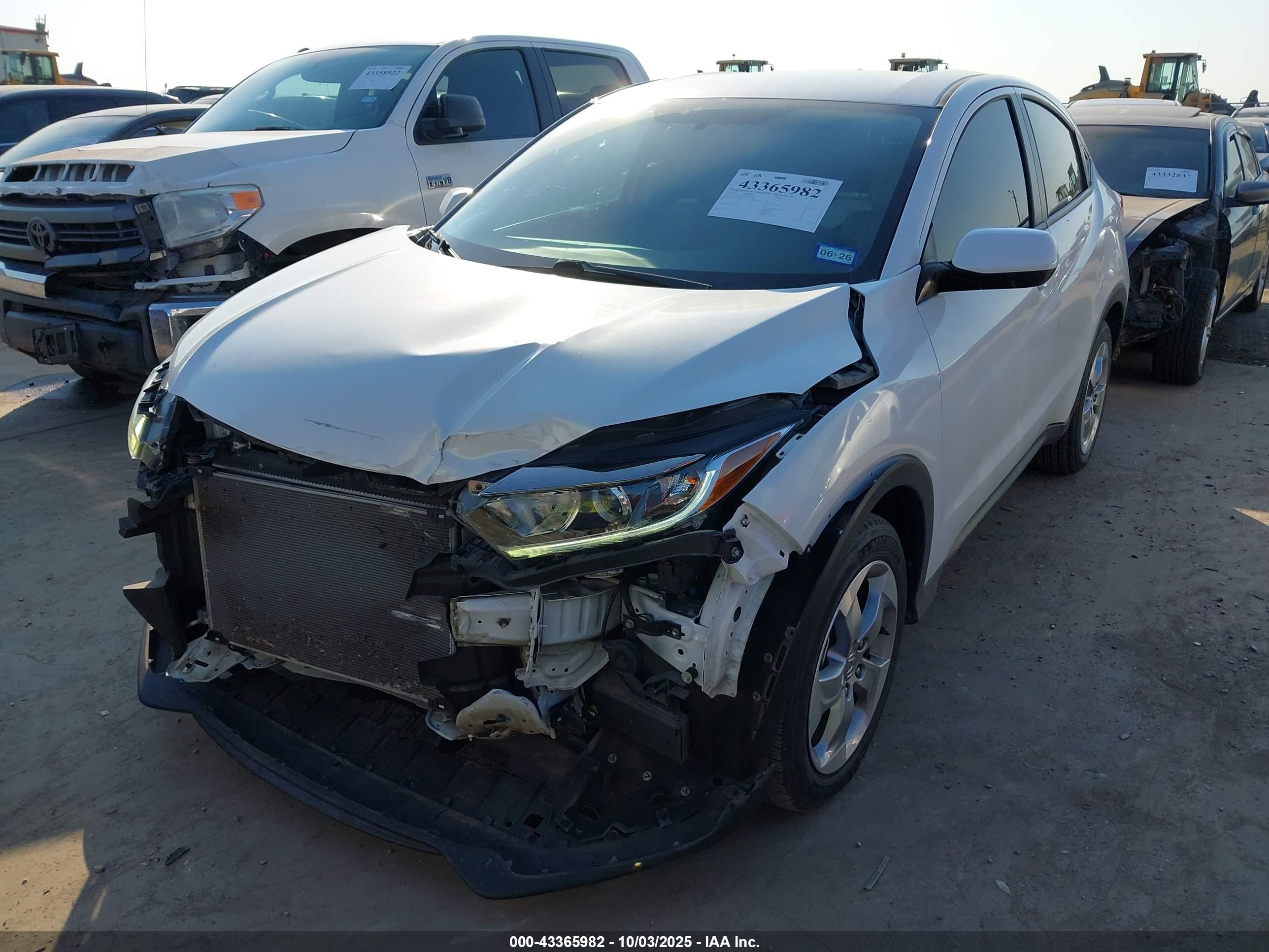 HONDA HR-V image 2