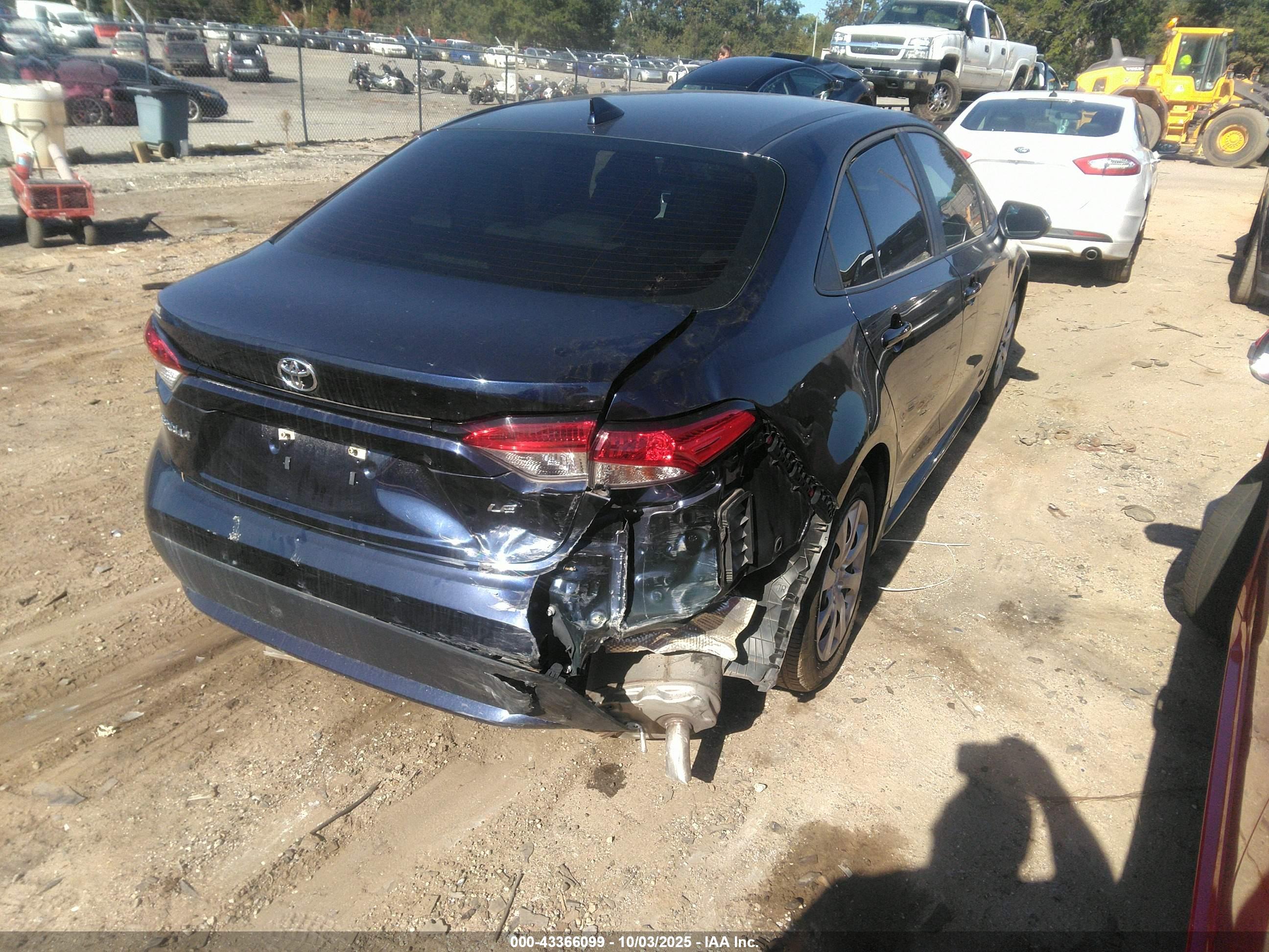 TOYOTA COROLLA image 4