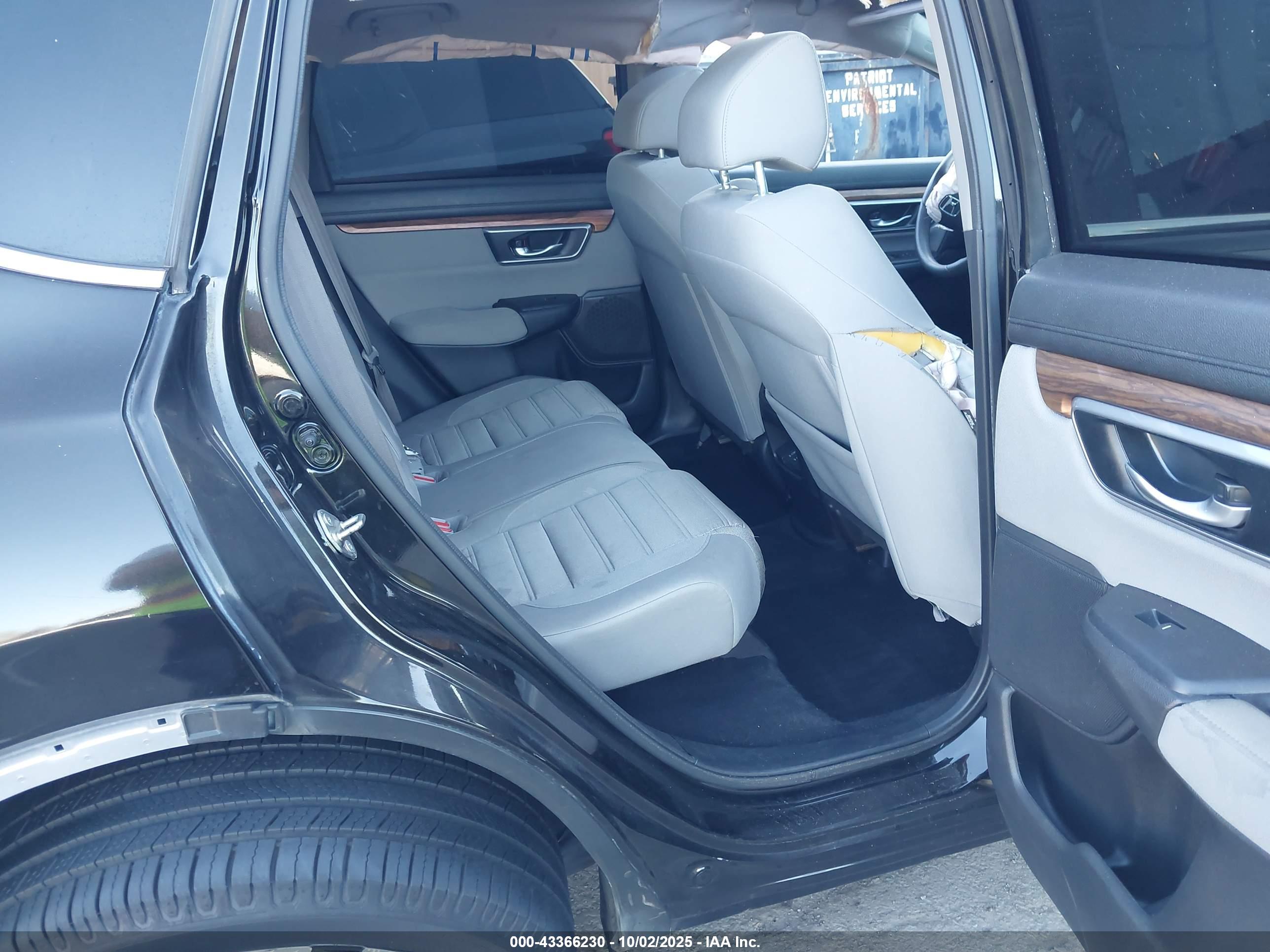 HONDA CR-V image 8