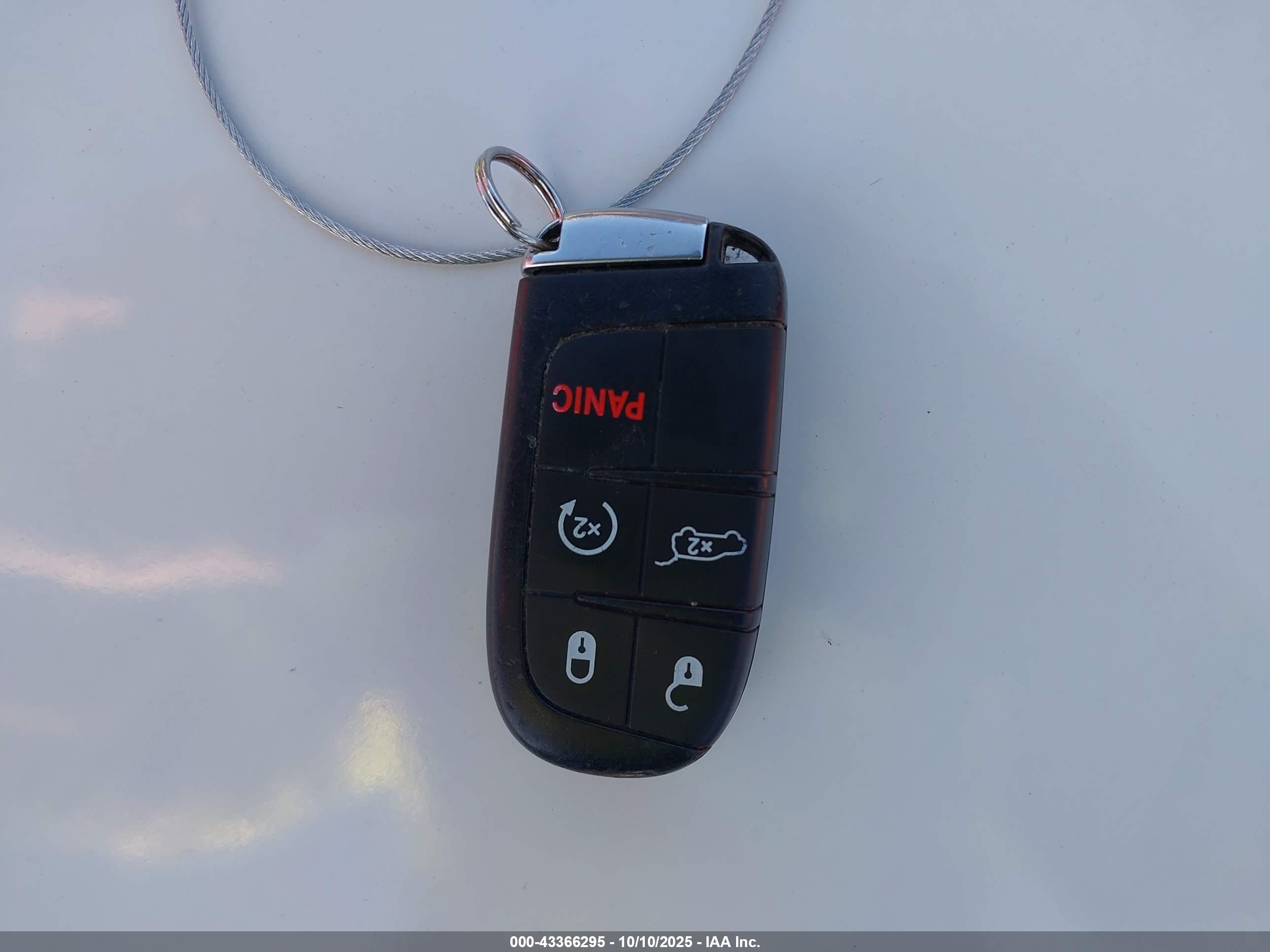 JEEP GRAND image 11