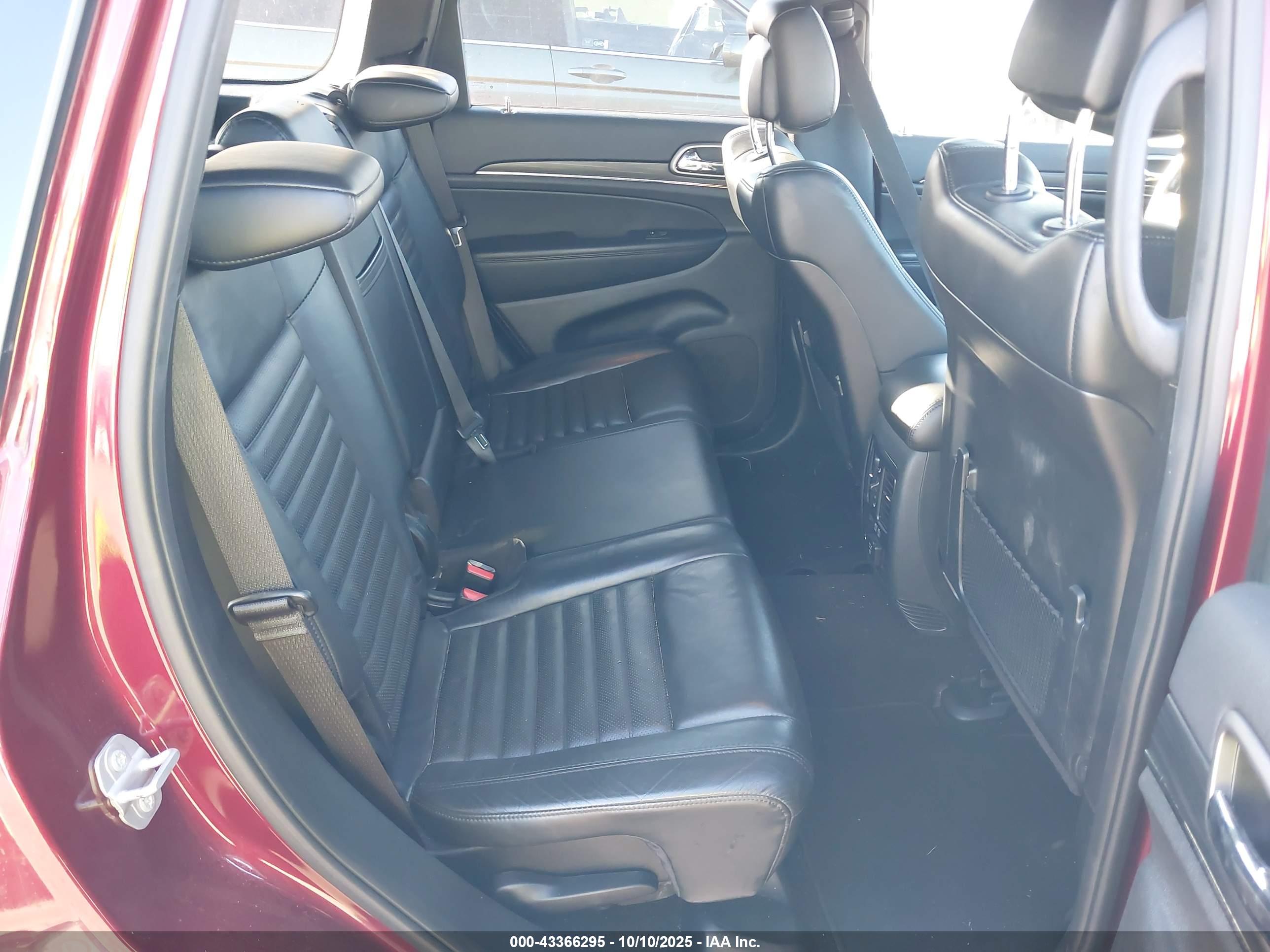 JEEP GRAND image 8