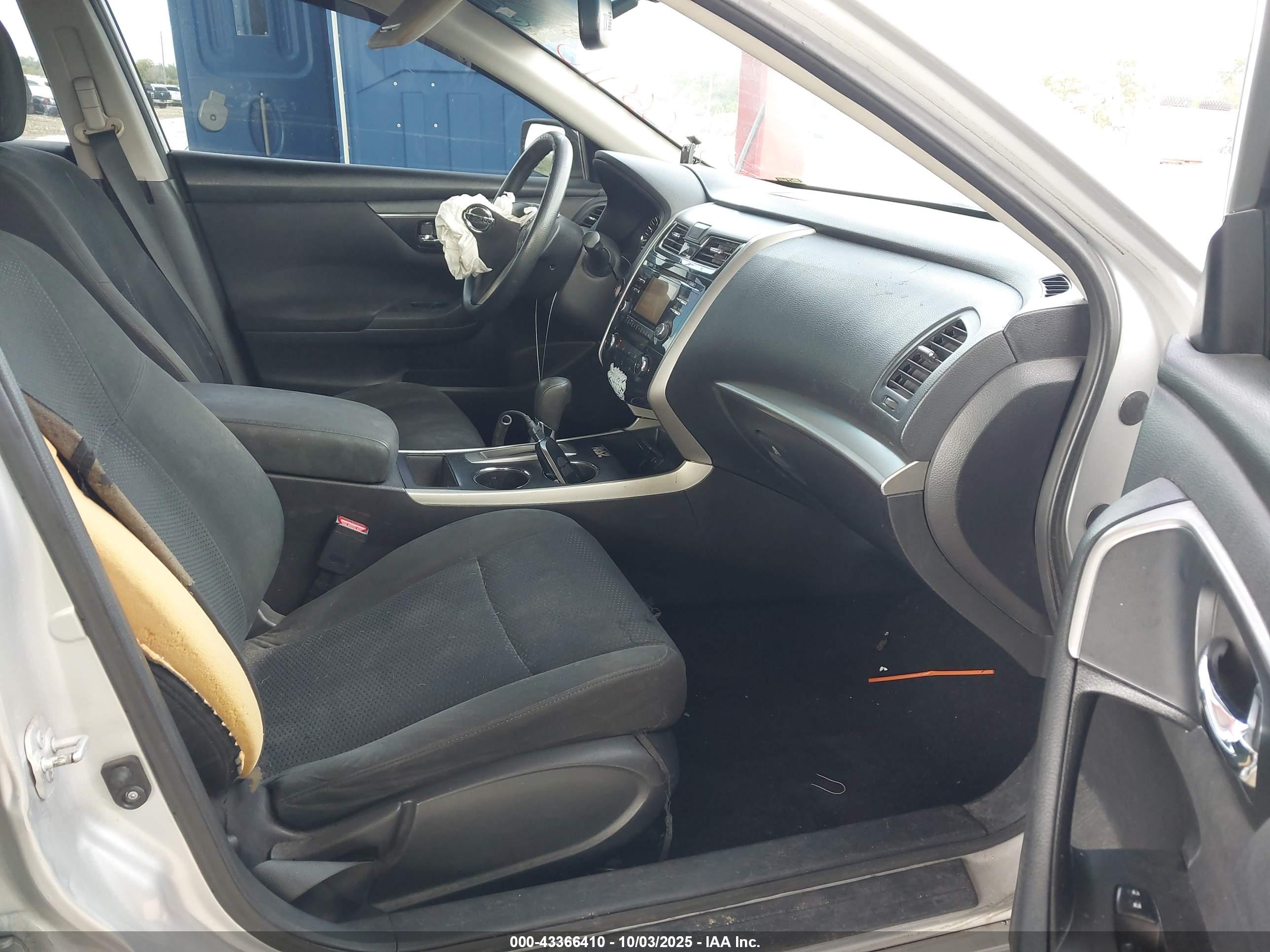 NISSAN ALTIMA image 5