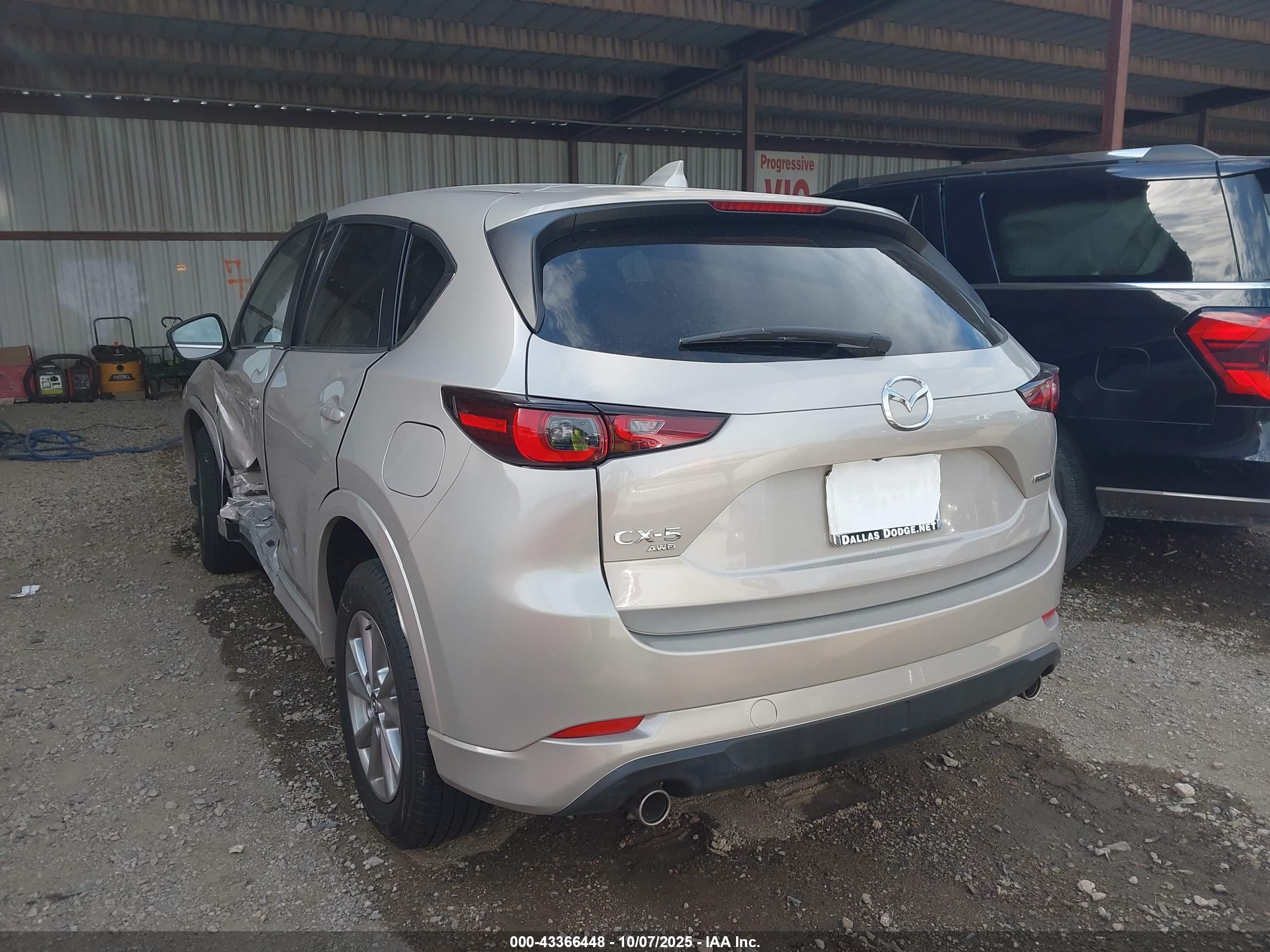 MAZDA CX-5 image 3