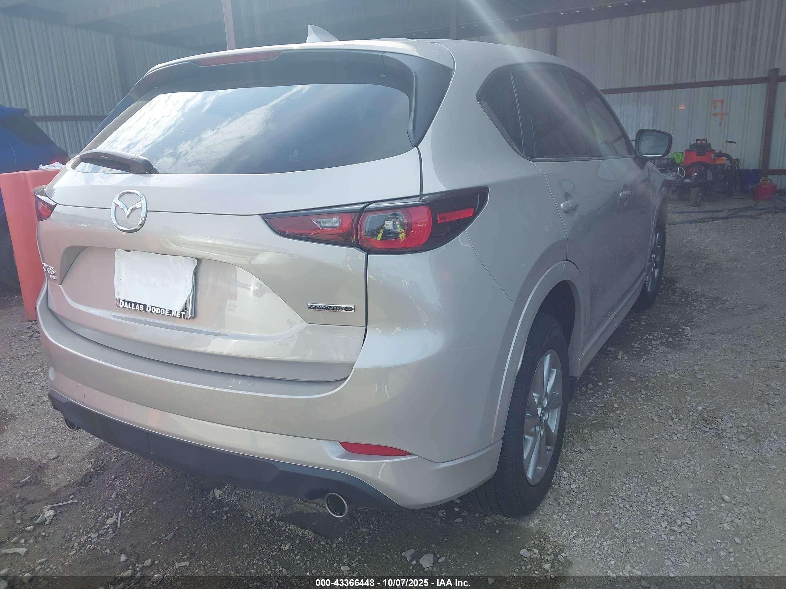 MAZDA CX-5 image 4