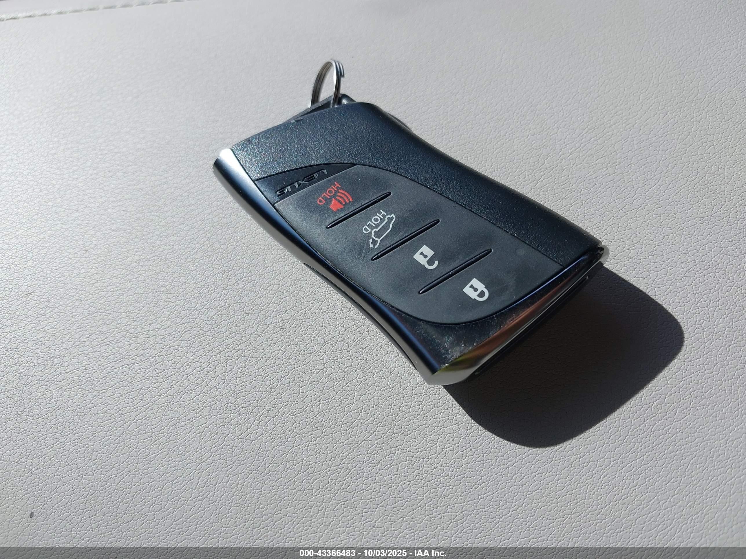 LEXUS RX image 11
