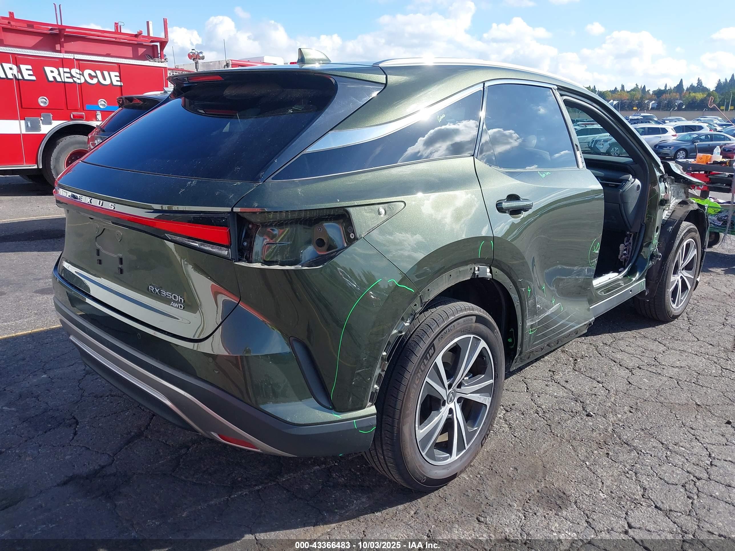 LEXUS RX image 4