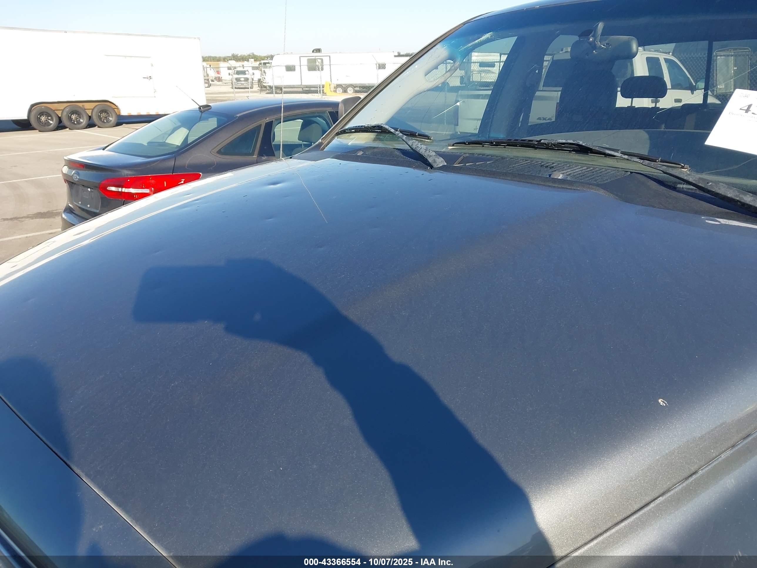 DODGE RAM image 6