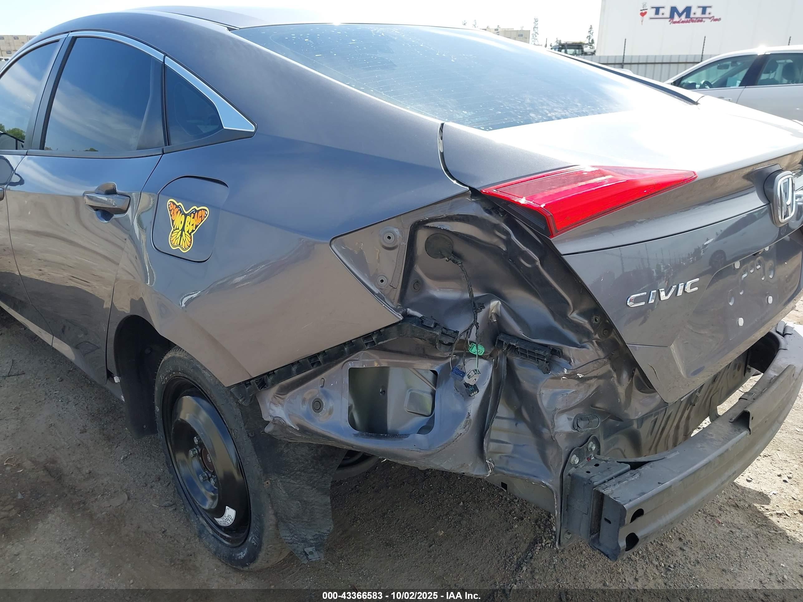HONDA CIVIC image 6