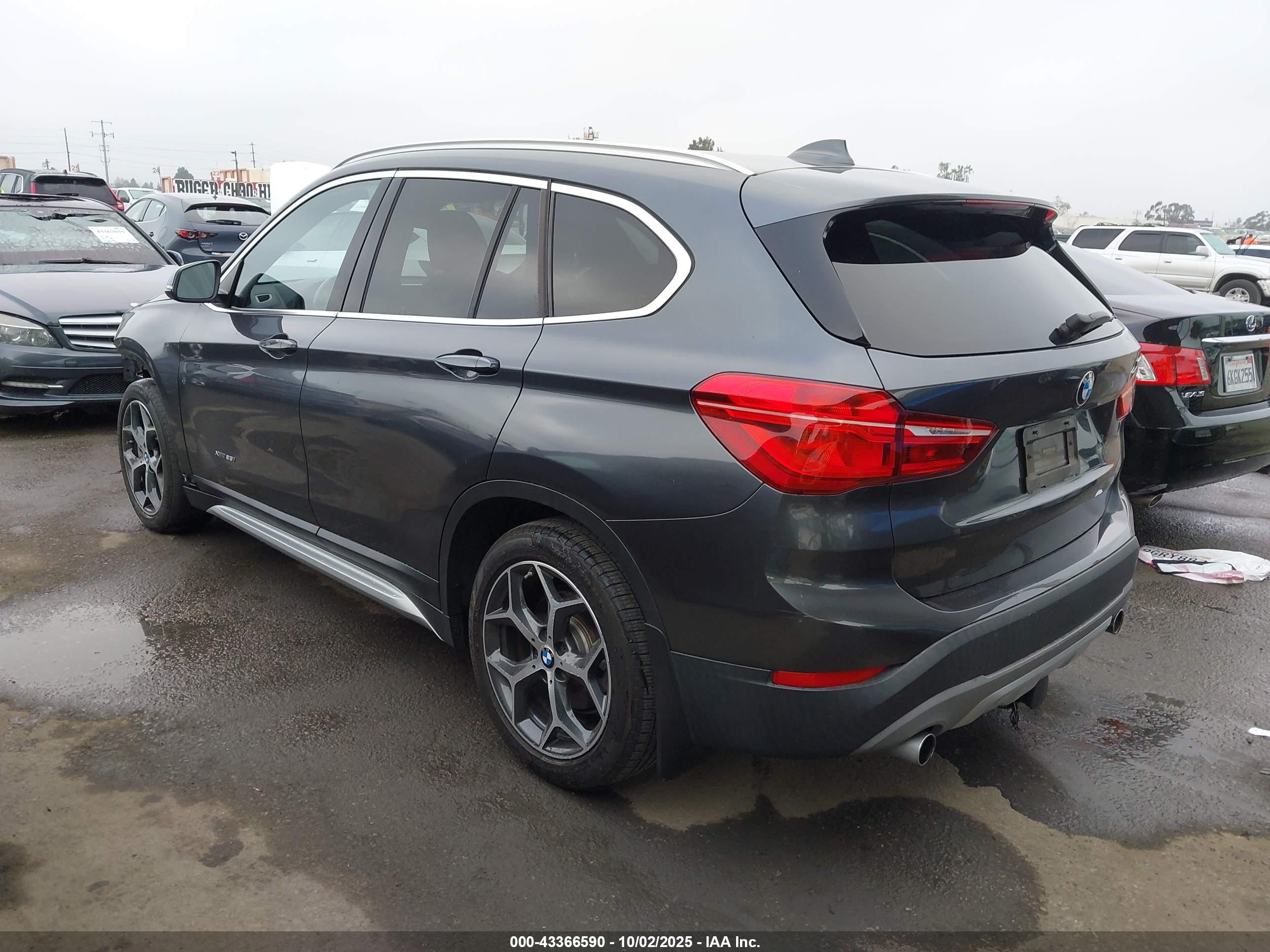 BMW X1 image 3