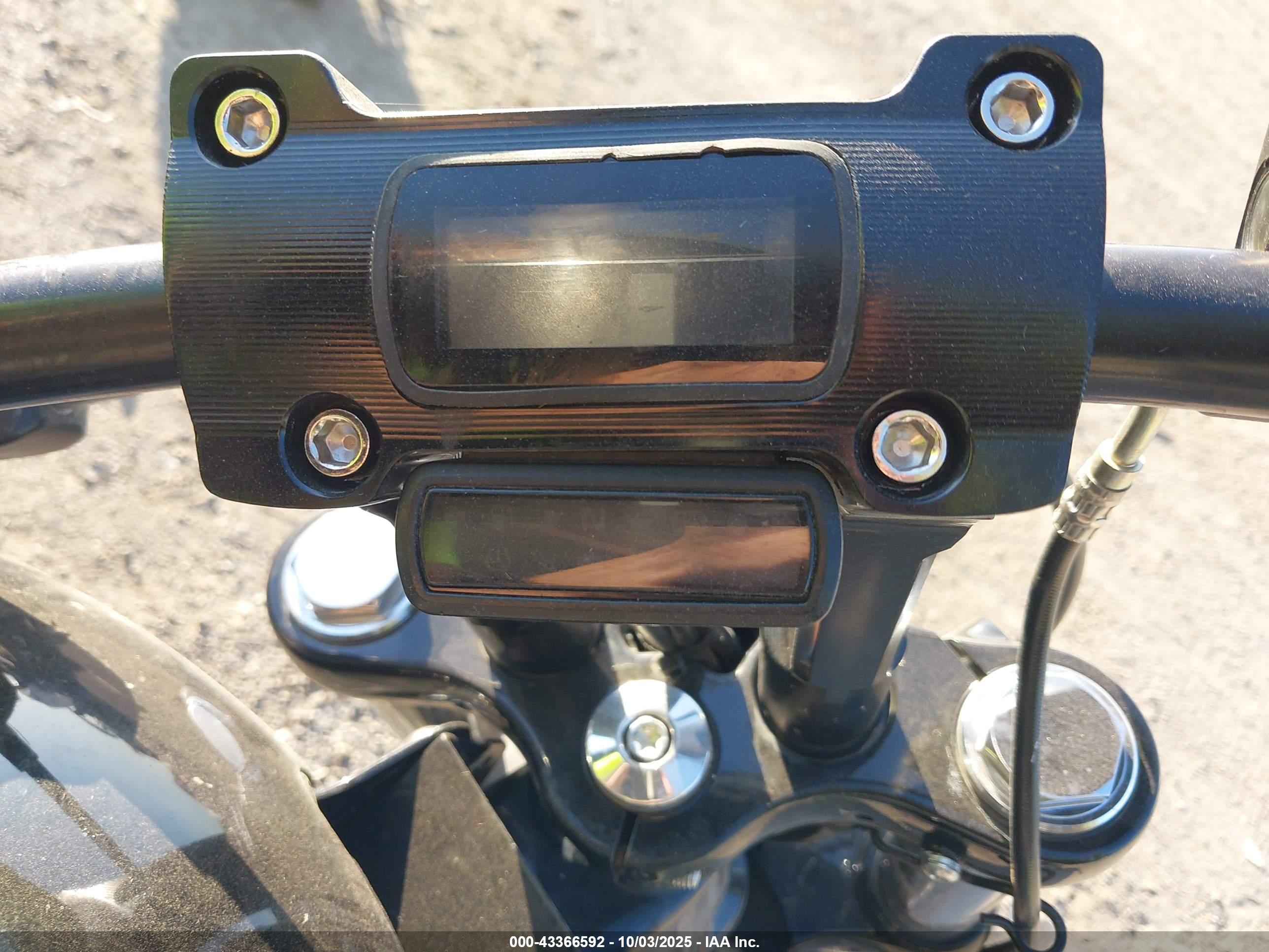 HARLEY-DAVIDSON FXBBS image 7