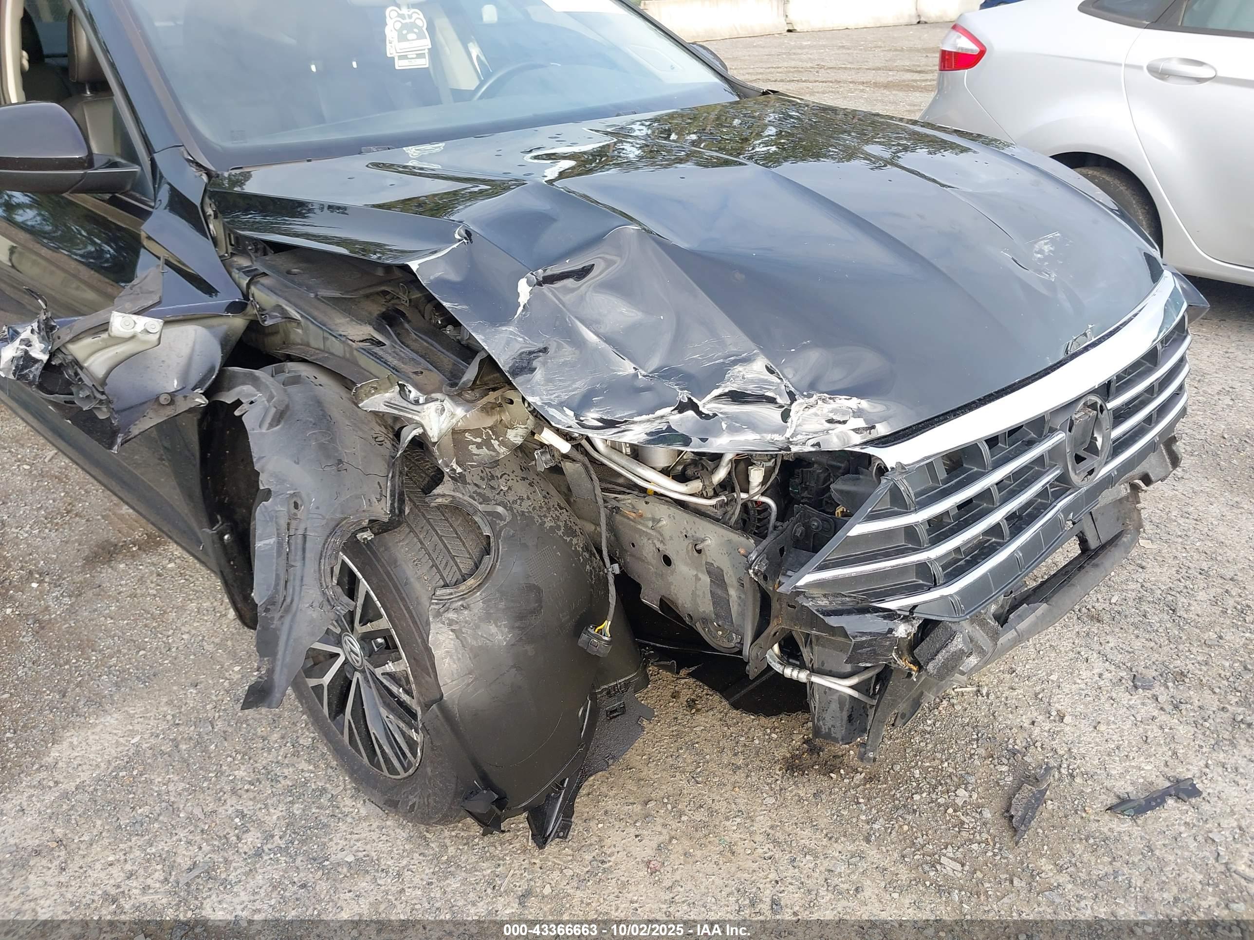 VOLKSWAGEN JETTA image 6