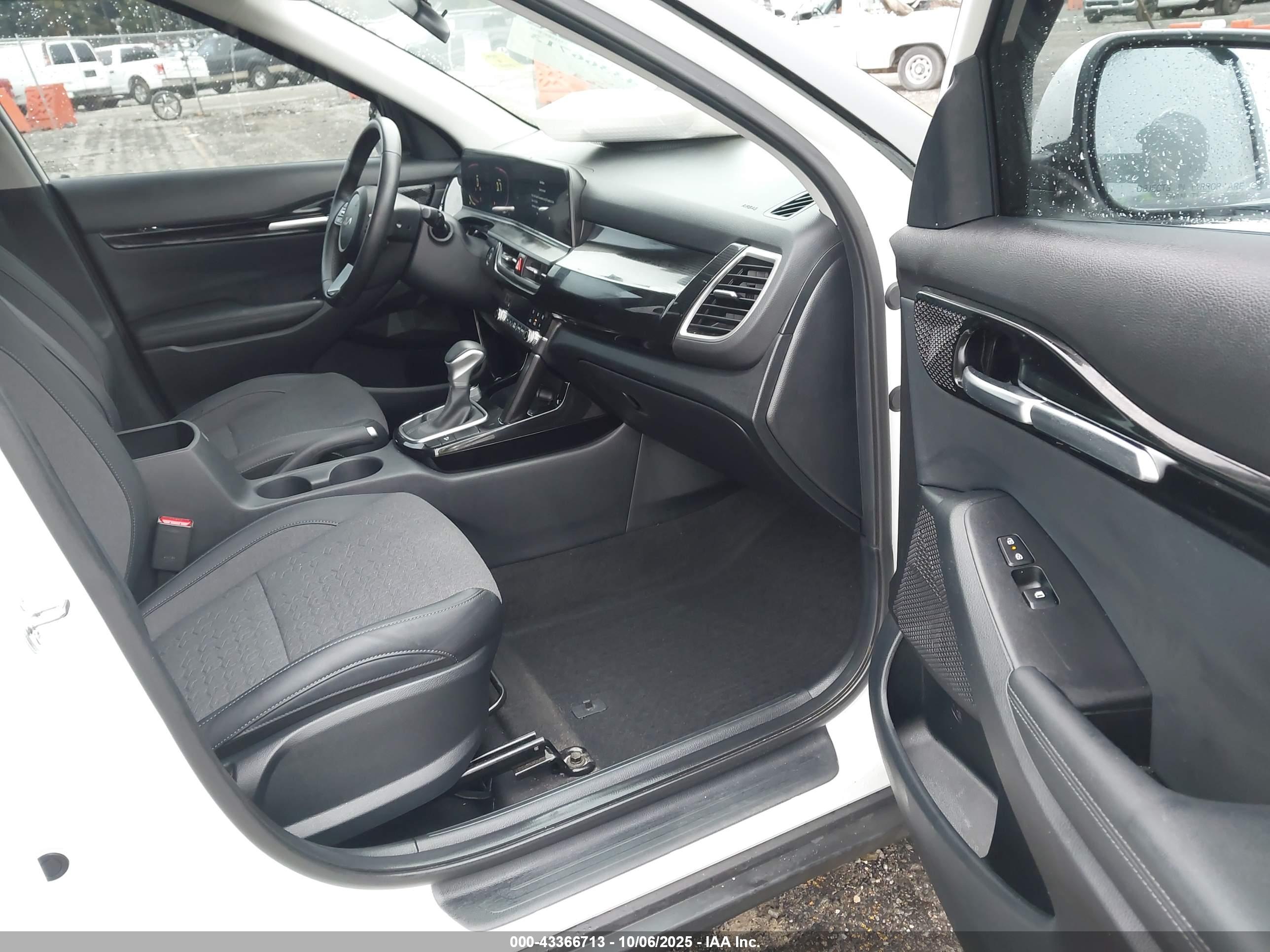 KIA SELTOS image 5