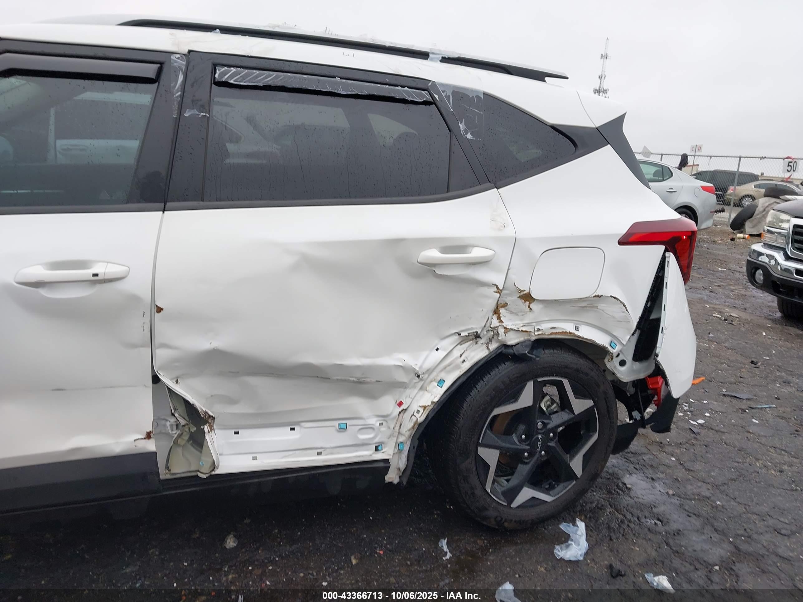 KIA SELTOS image 6