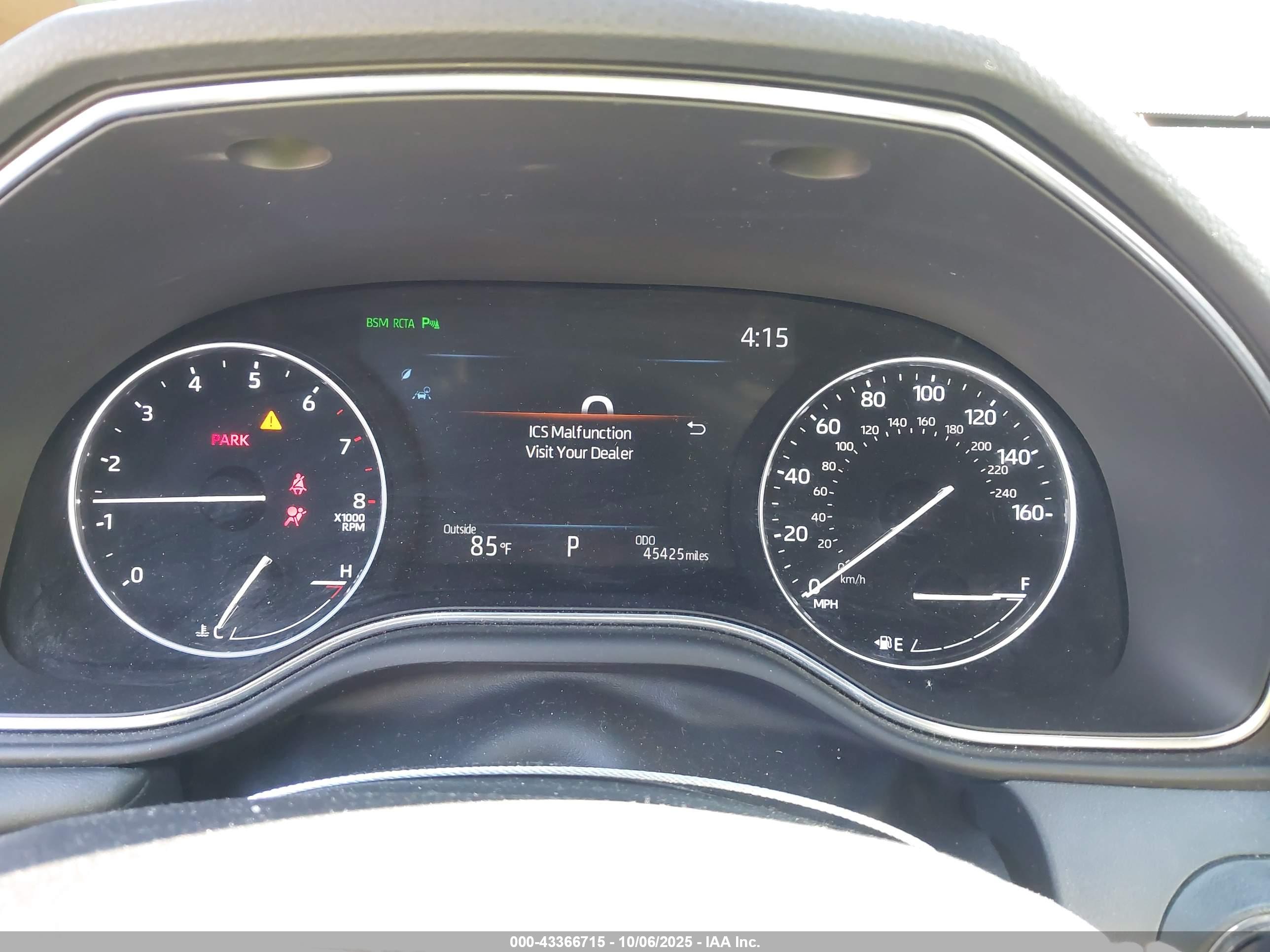 TOYOTA AVALON image 7