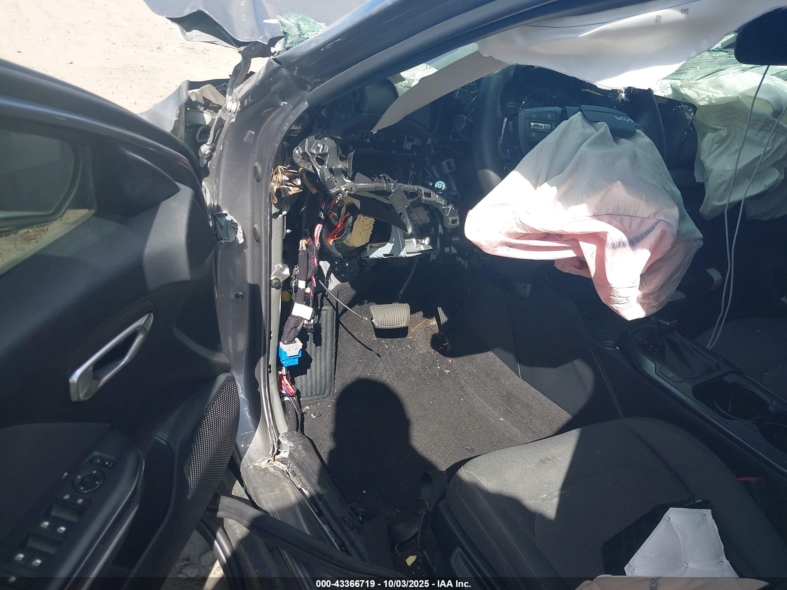 KIA K4 image 5