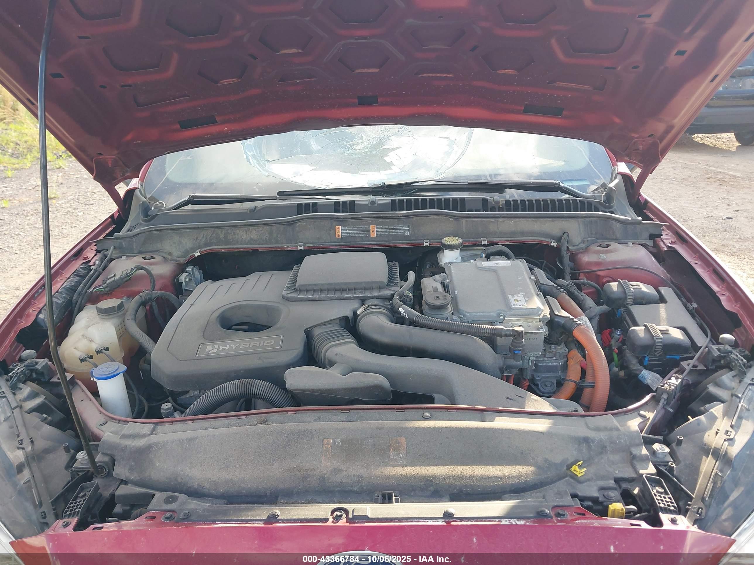 FORD FUSION image 10
