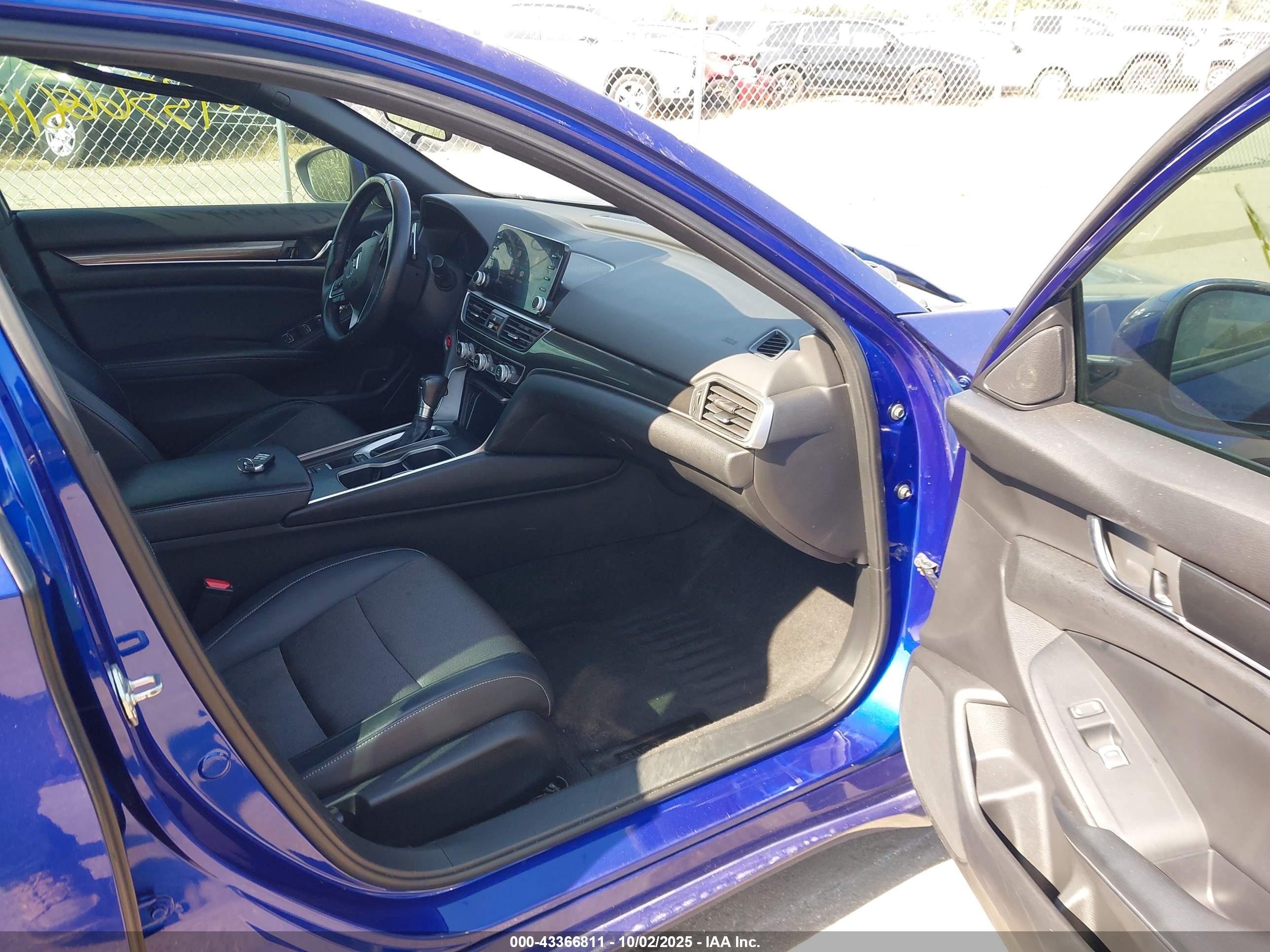 HONDA ACCORD image 5