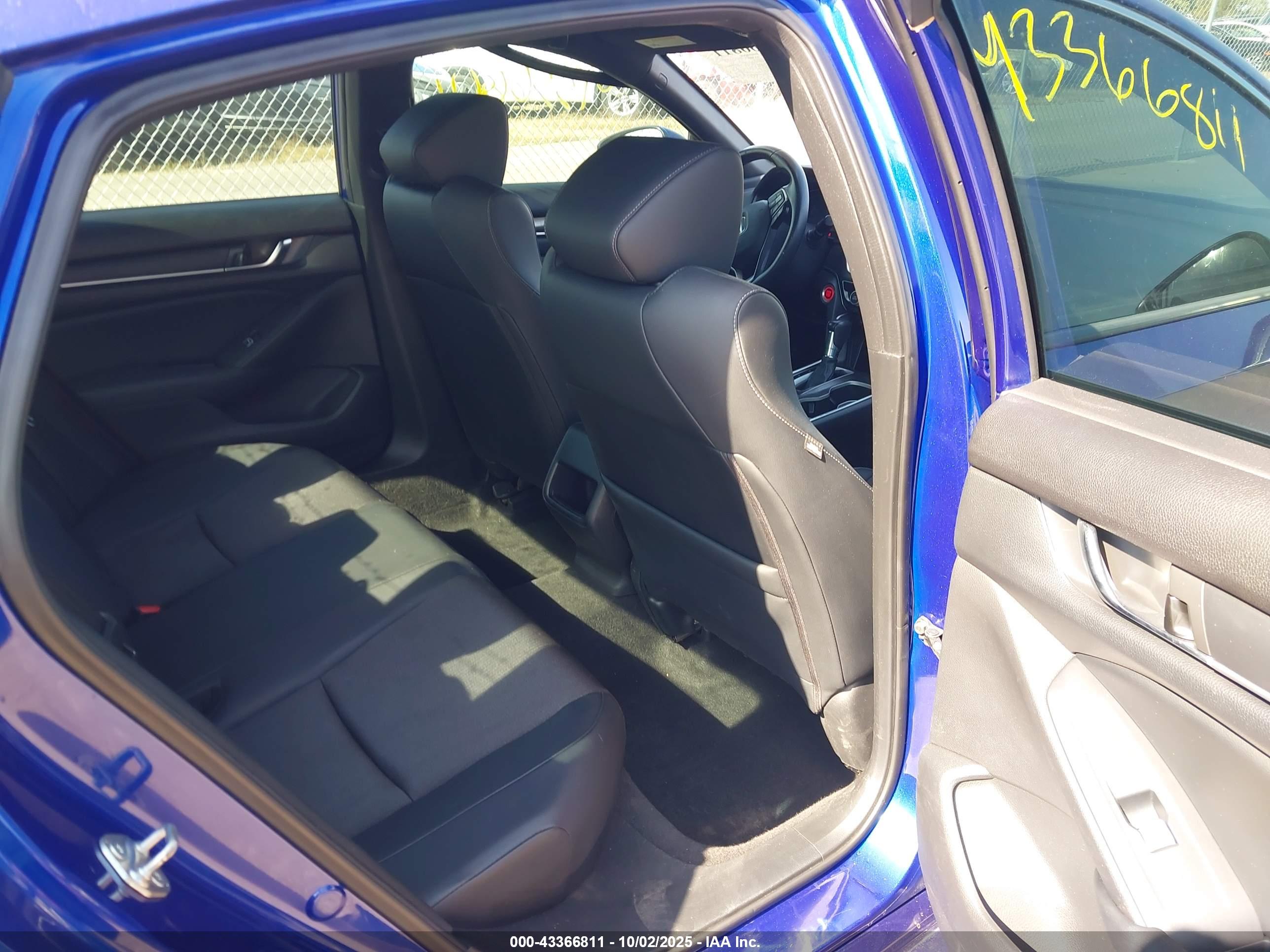 HONDA ACCORD image 8