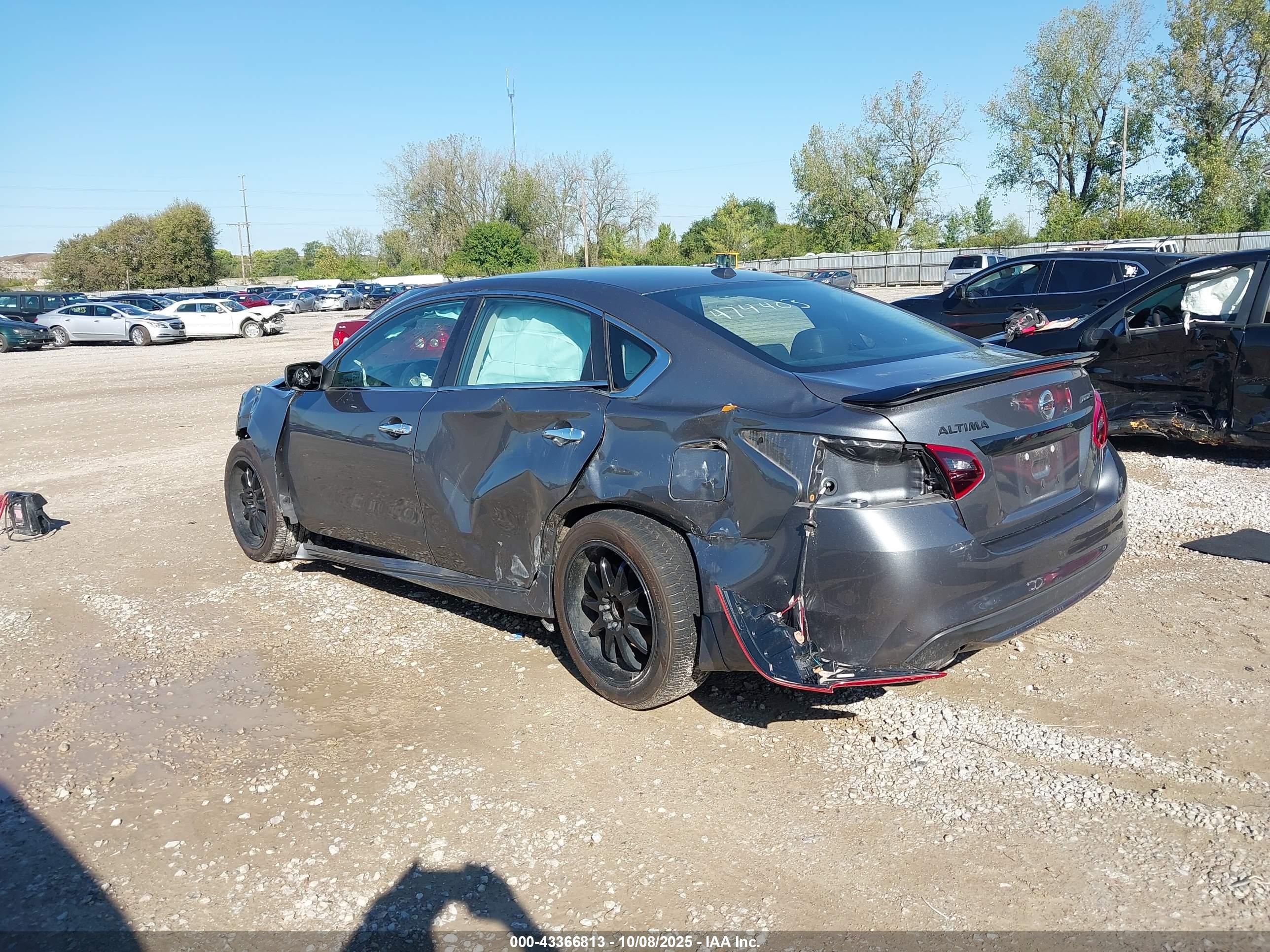 NISSAN ALTIMA image 3