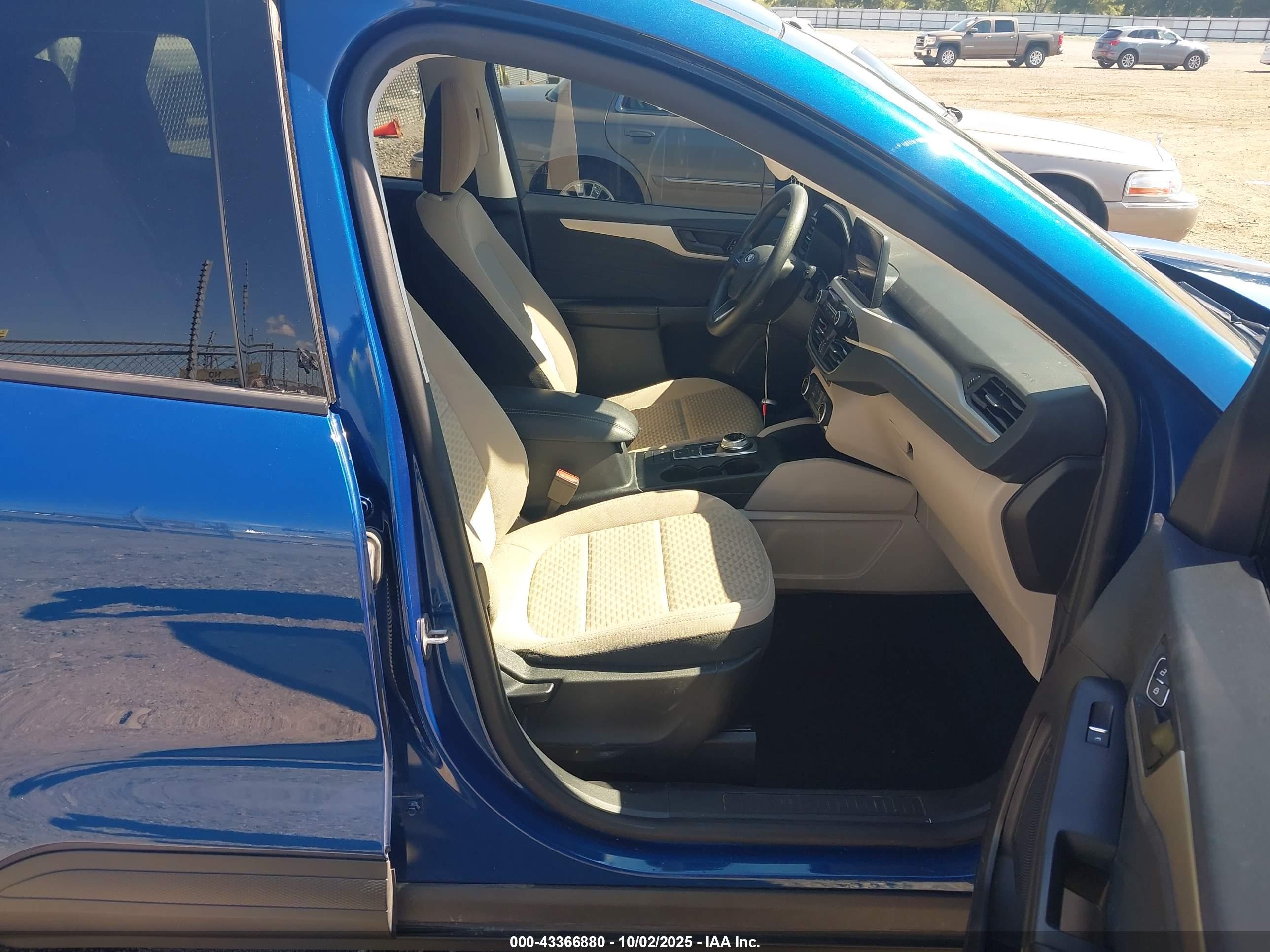 FORD ESCAPE image 5