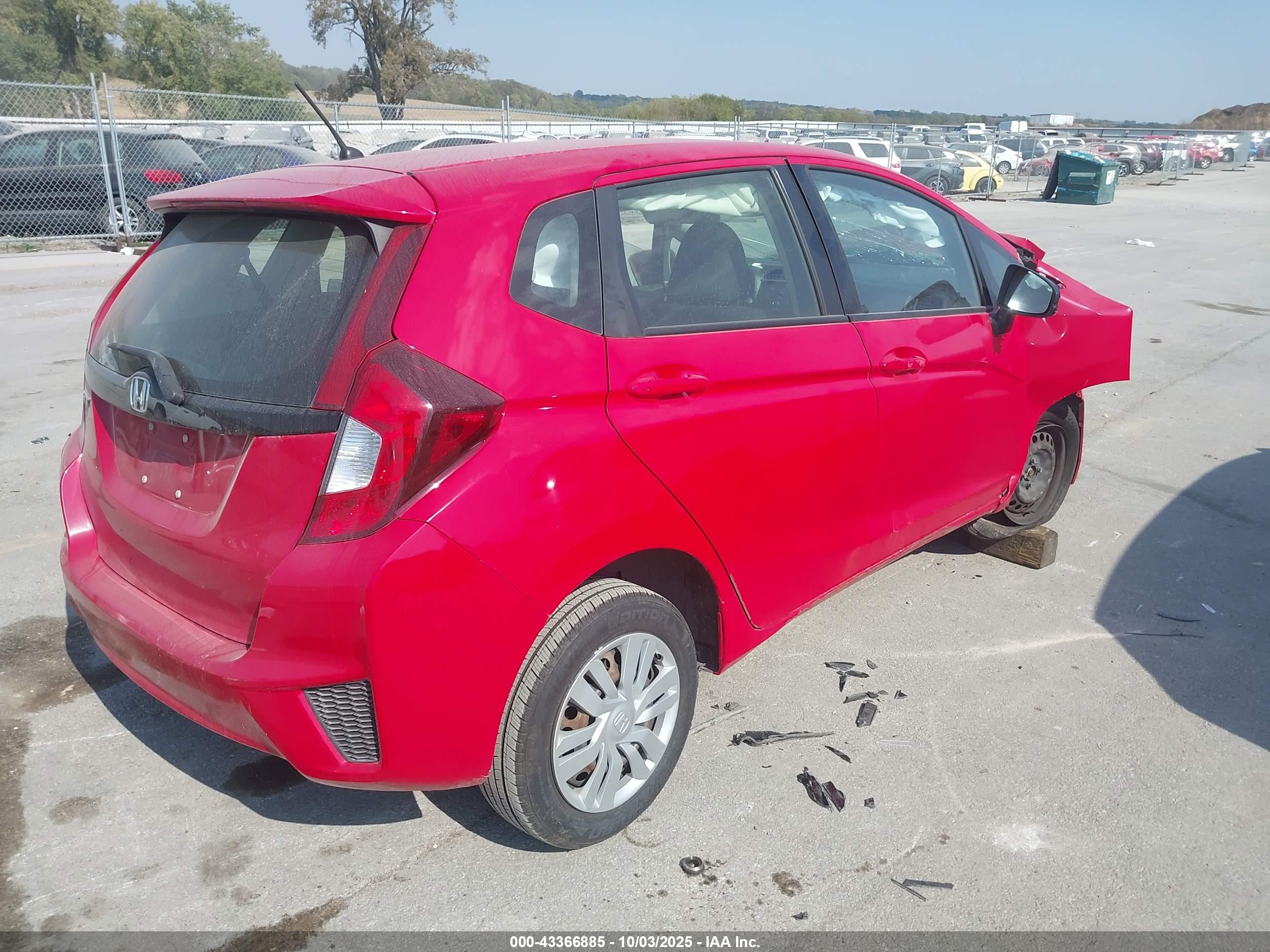 HONDA FIT image 4