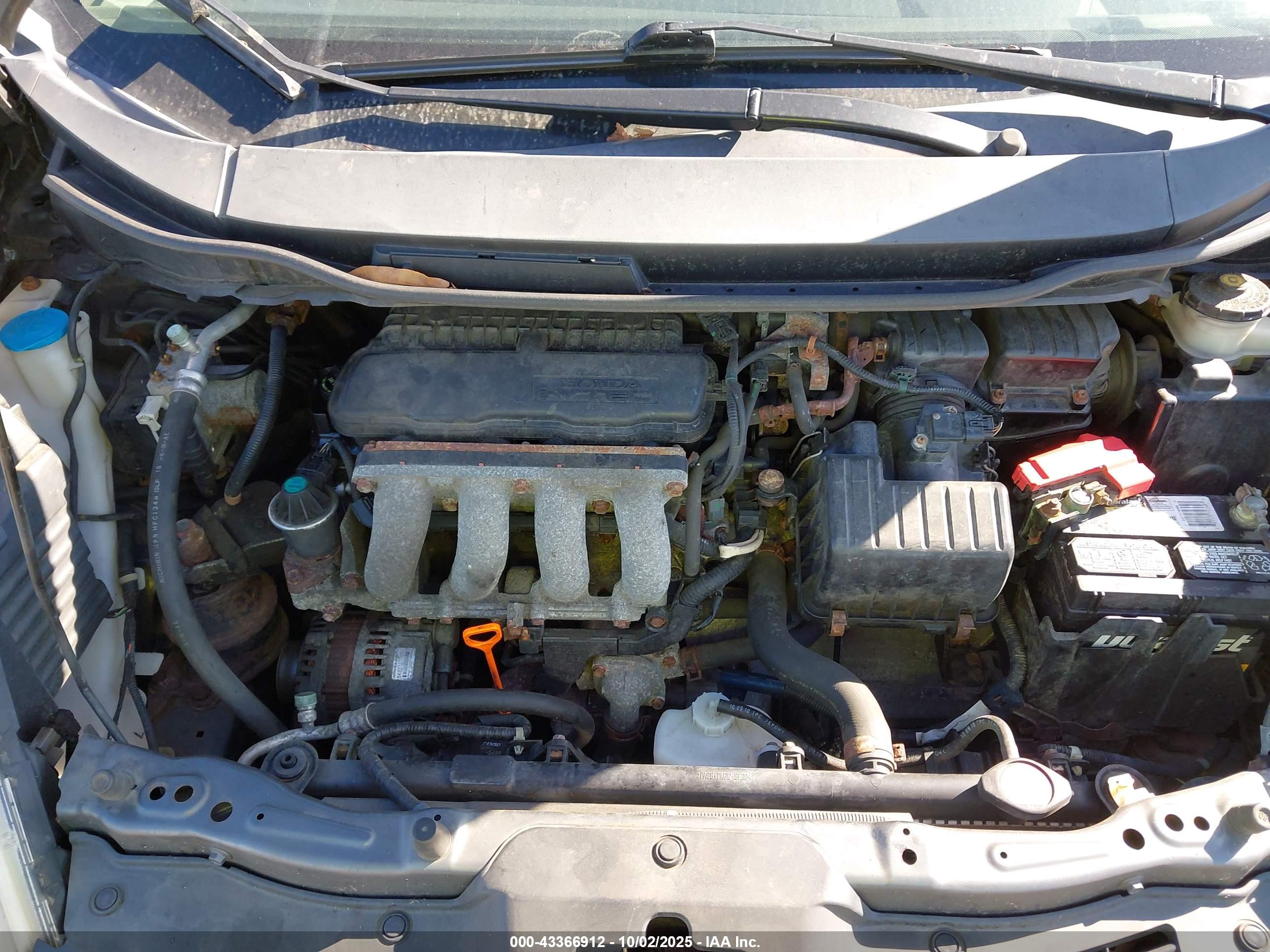 HONDA FIT image 10