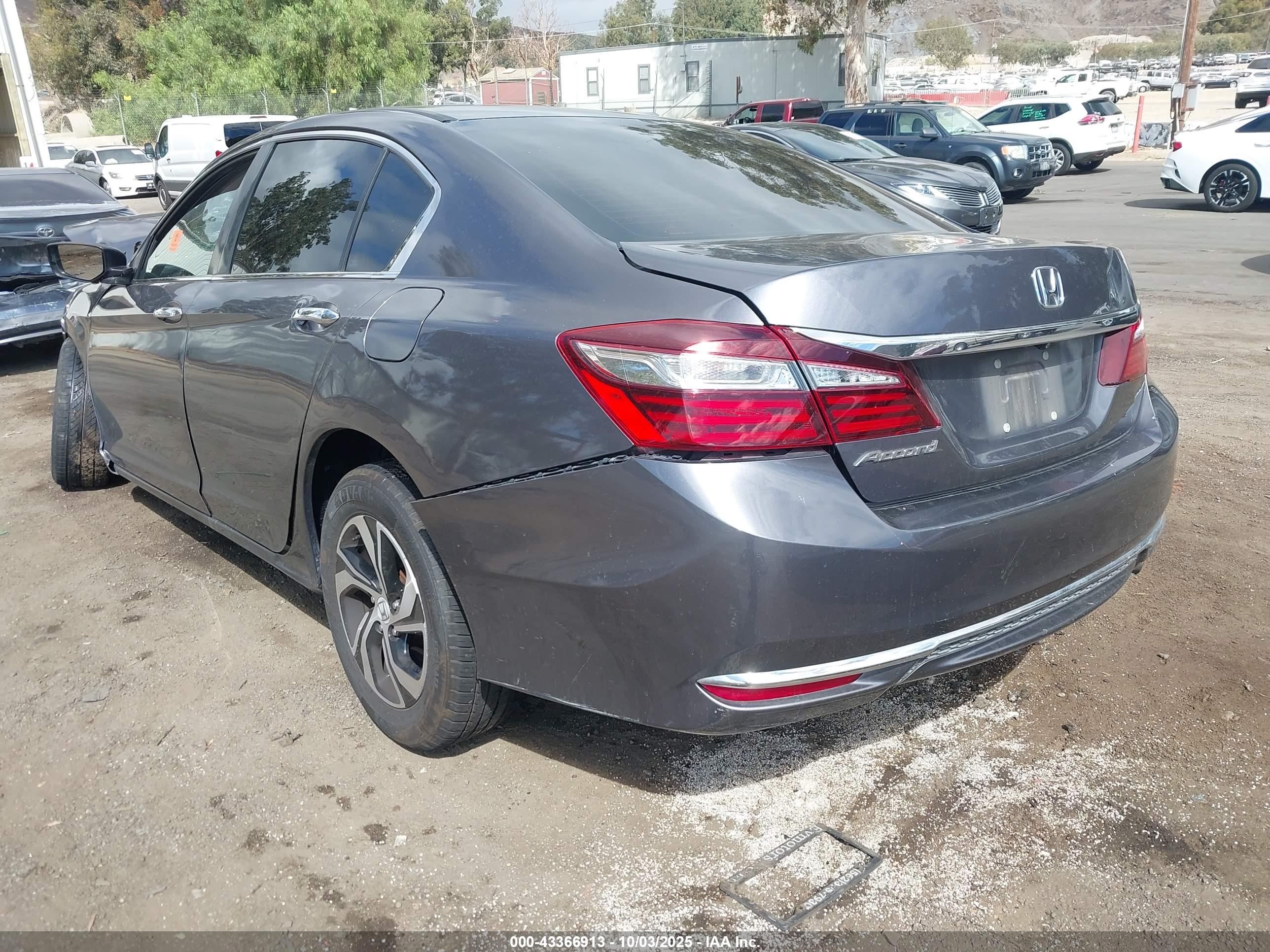 HONDA ACCORD image 3