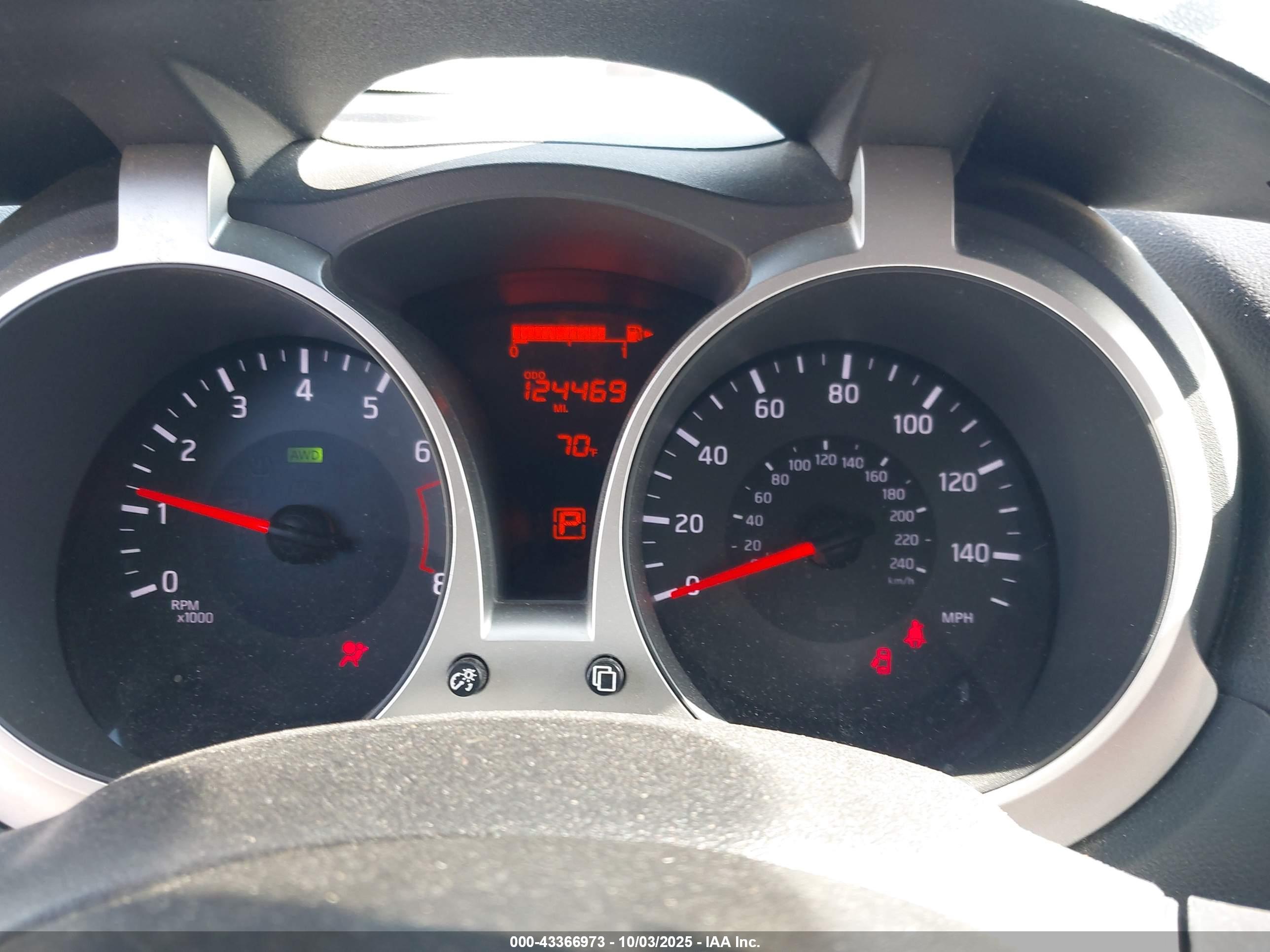 NISSAN JUKE image 7