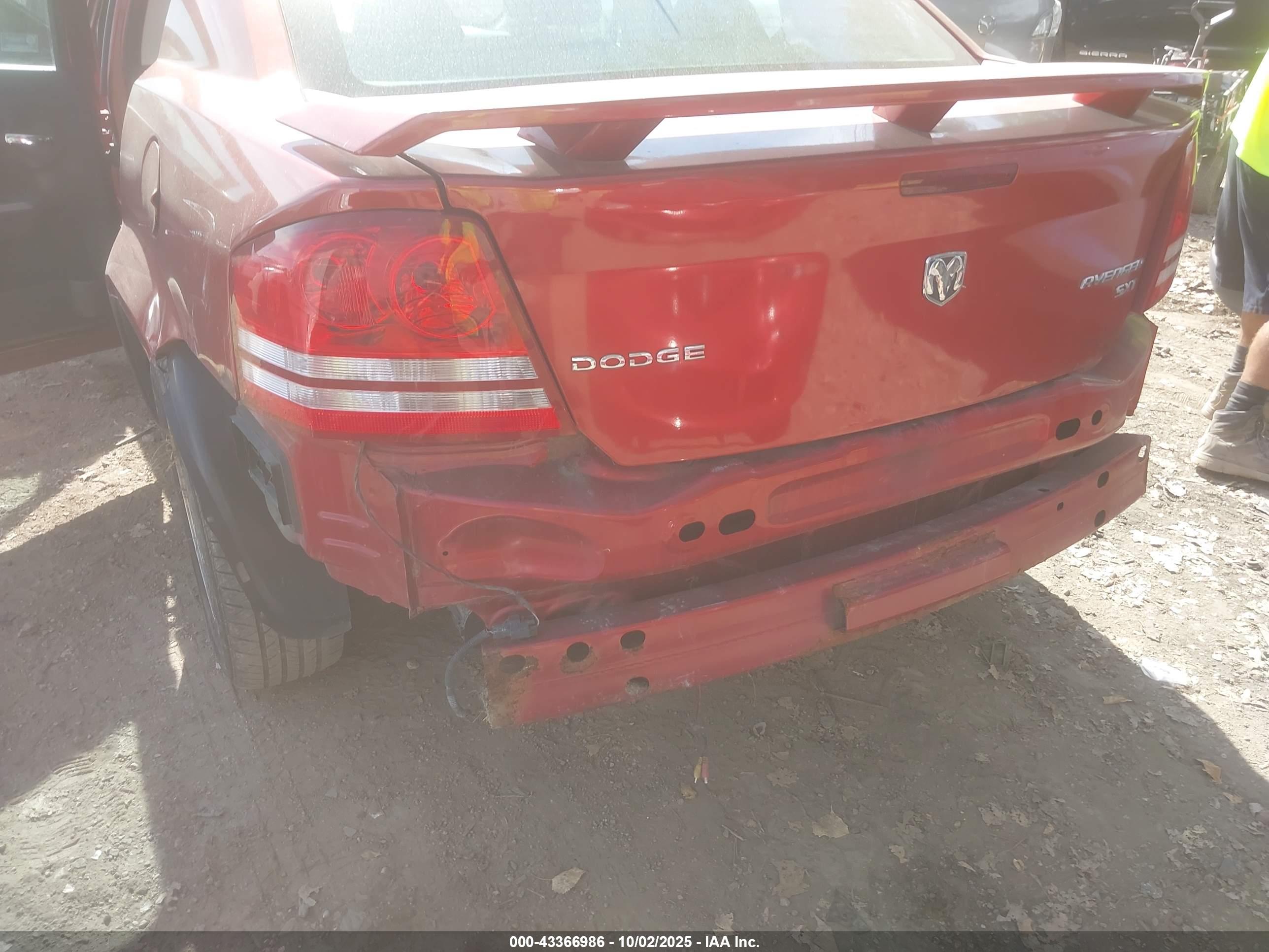 DODGE AVENGER image 6