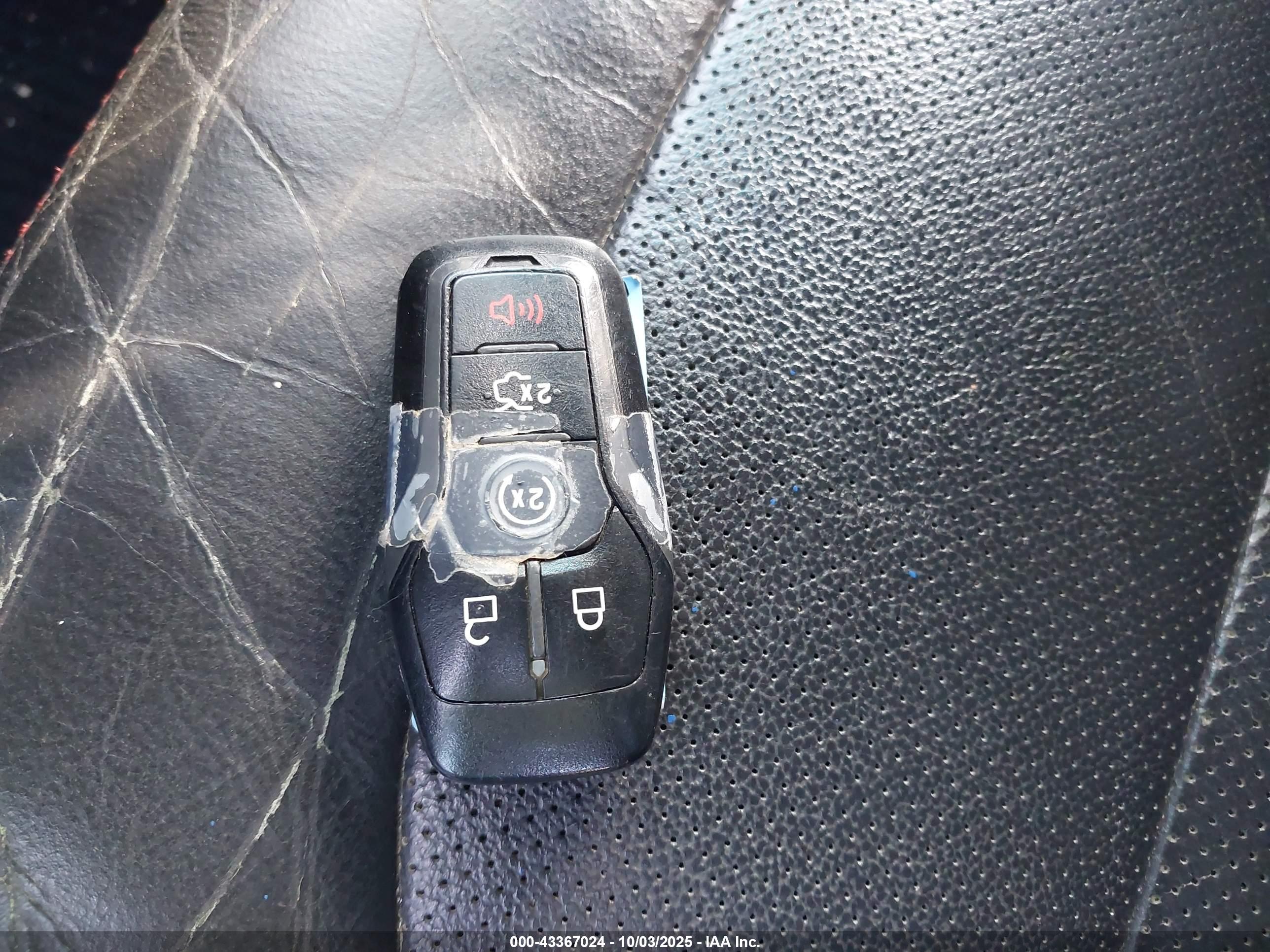 FORD EXPLORER image 11