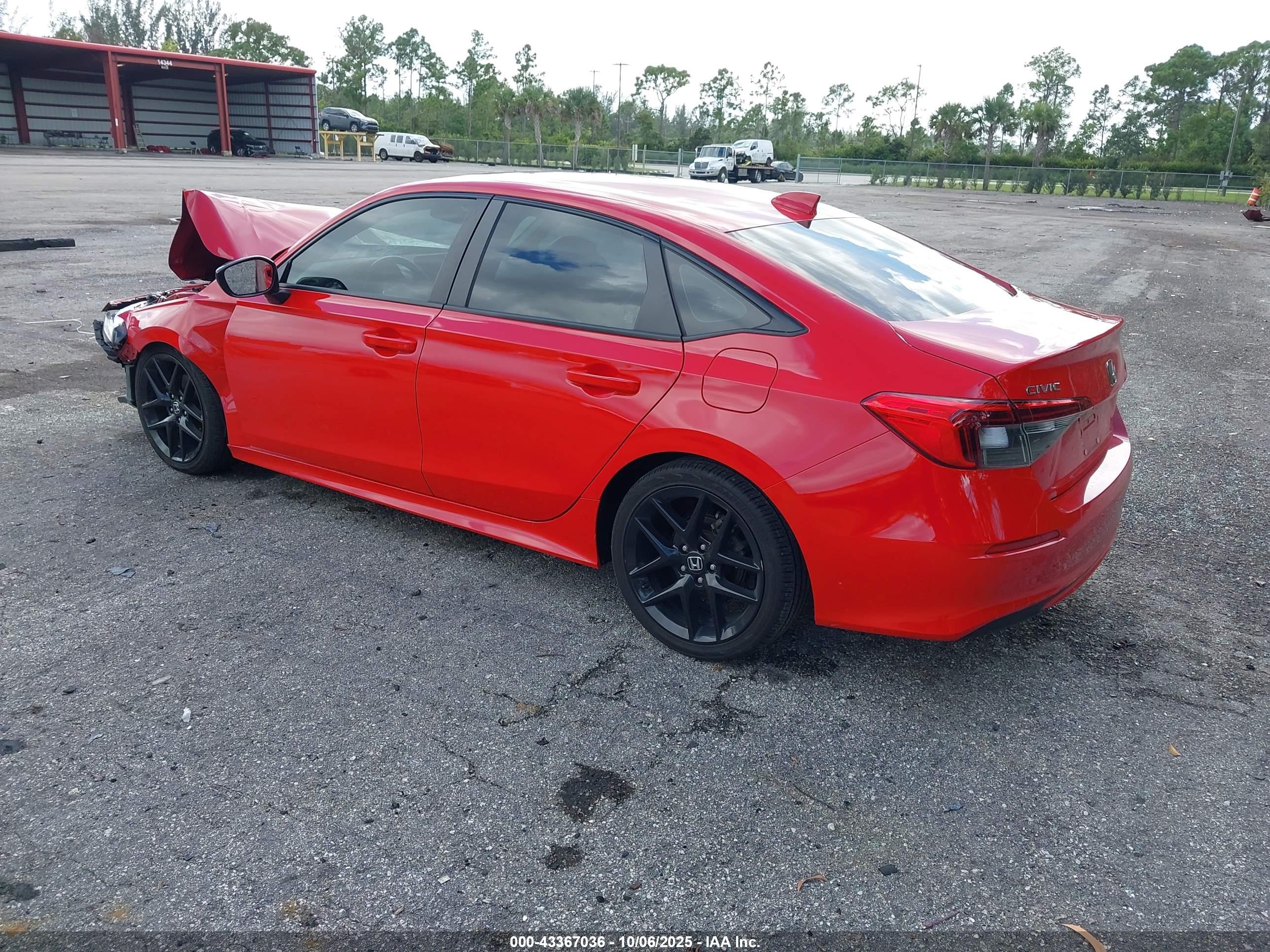 HONDA CIVIC image 3