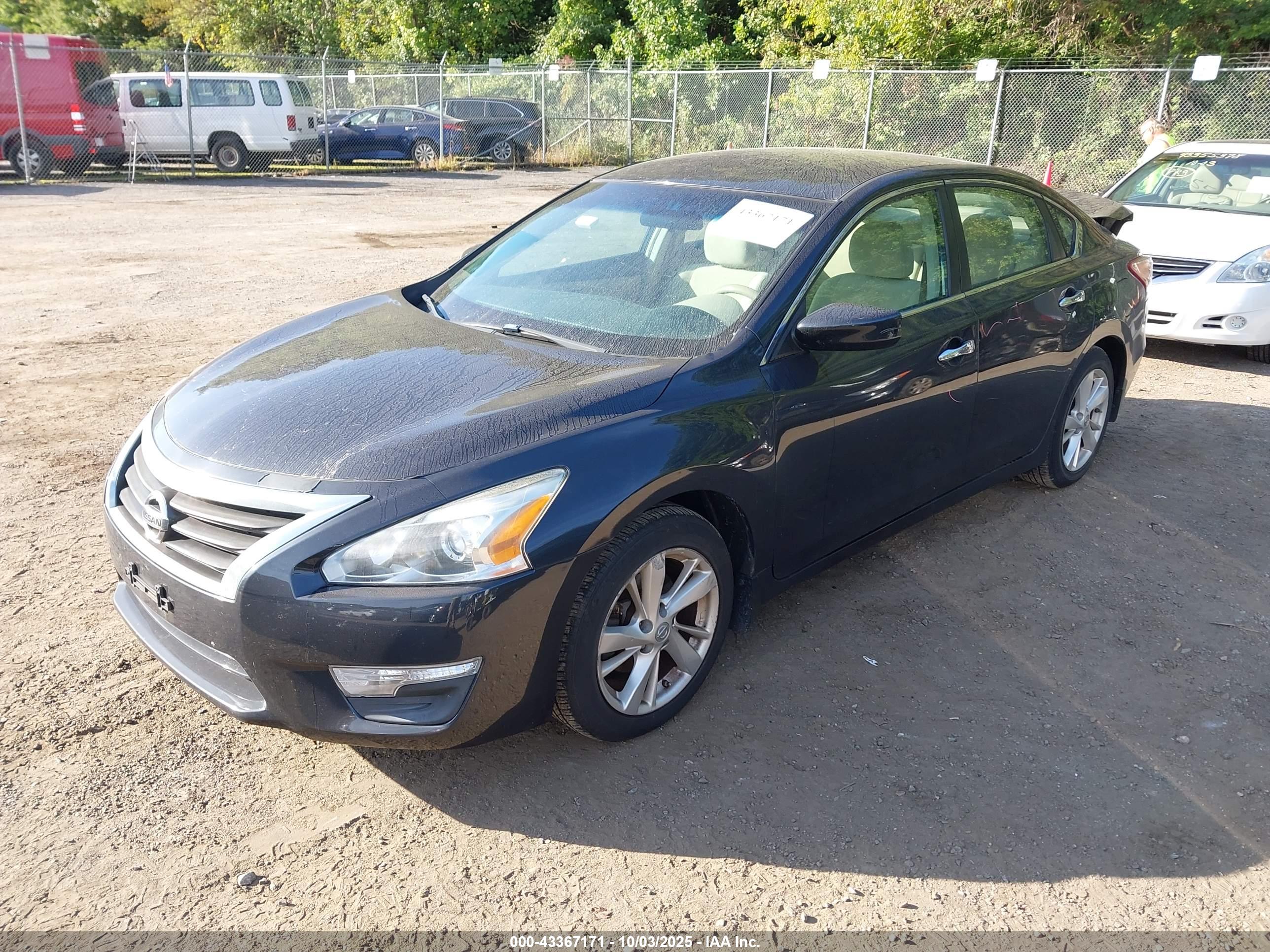 NISSAN ALTIMA image 2
