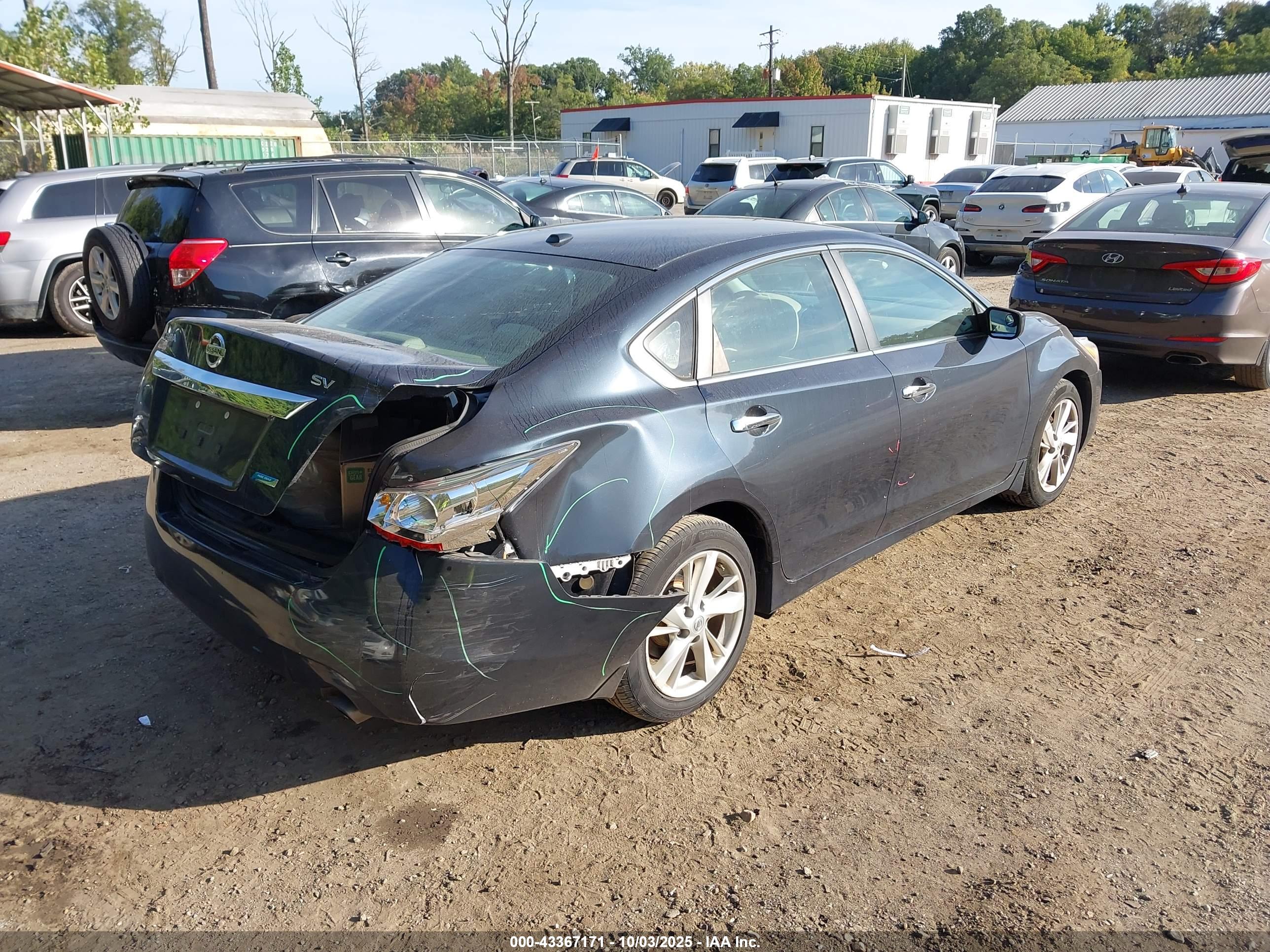 NISSAN ALTIMA image 4
