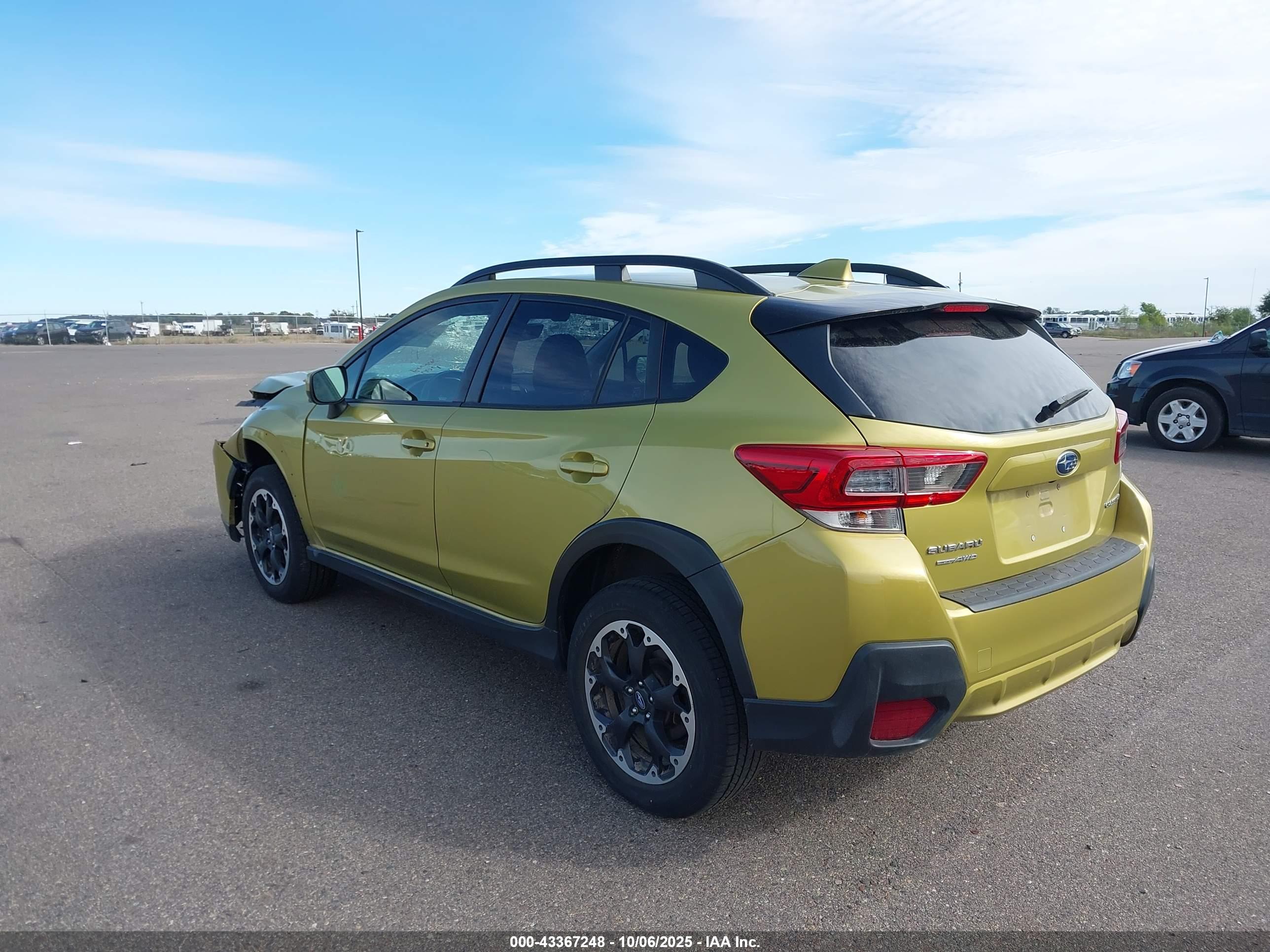 SUBARU CROSSTREK image 3