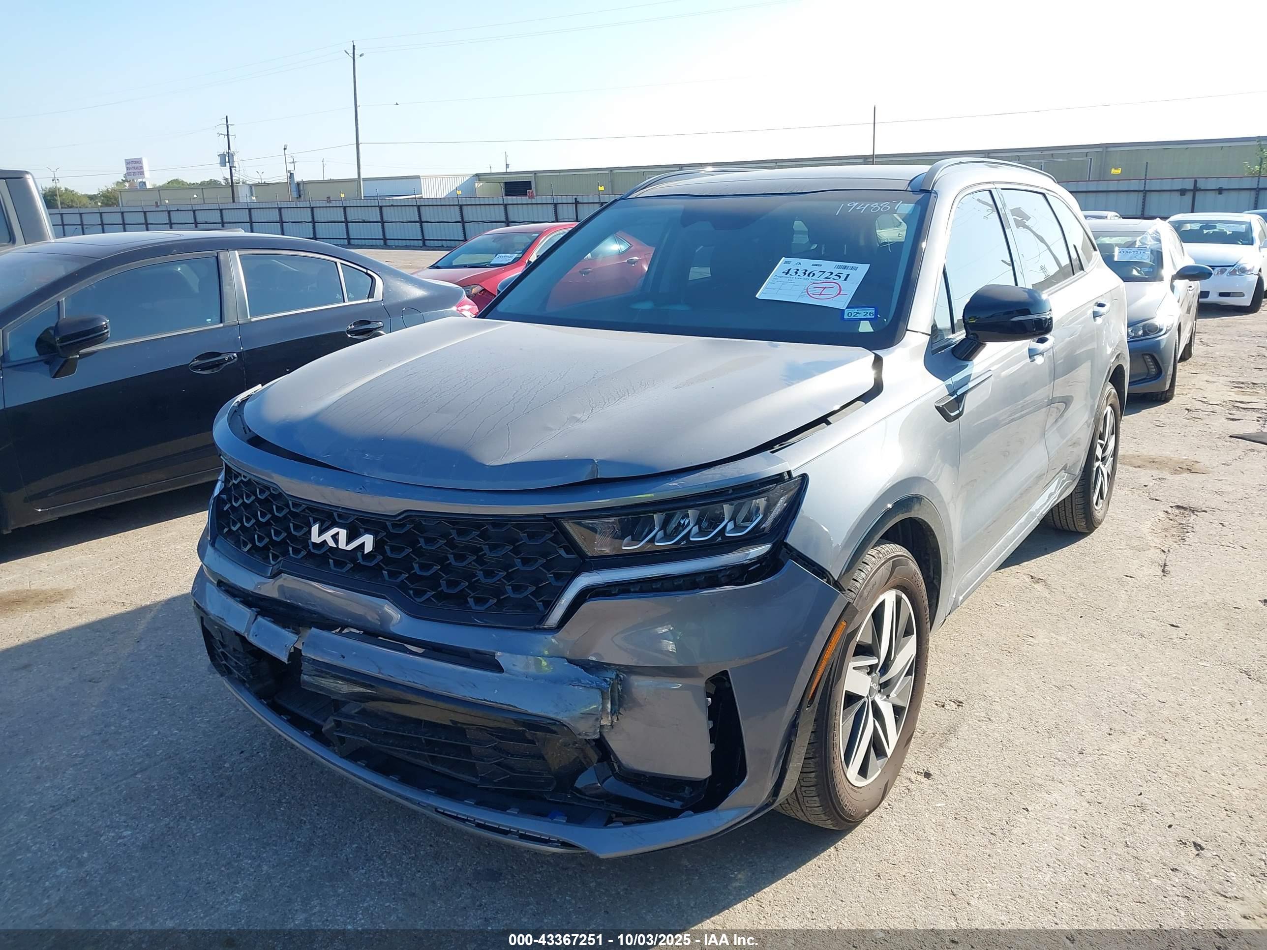 KIA SORENTO image 6