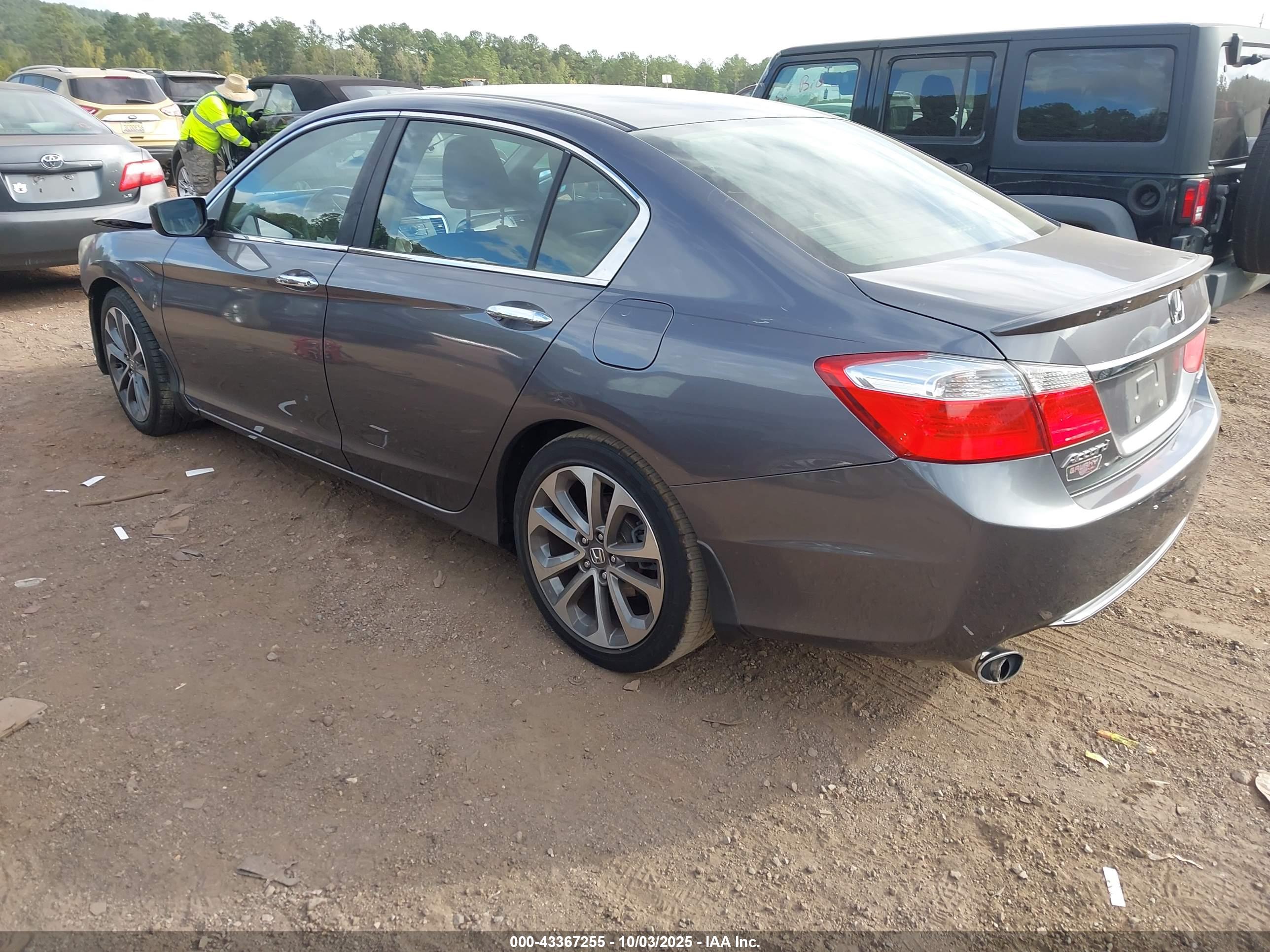HONDA ACCORD image 3