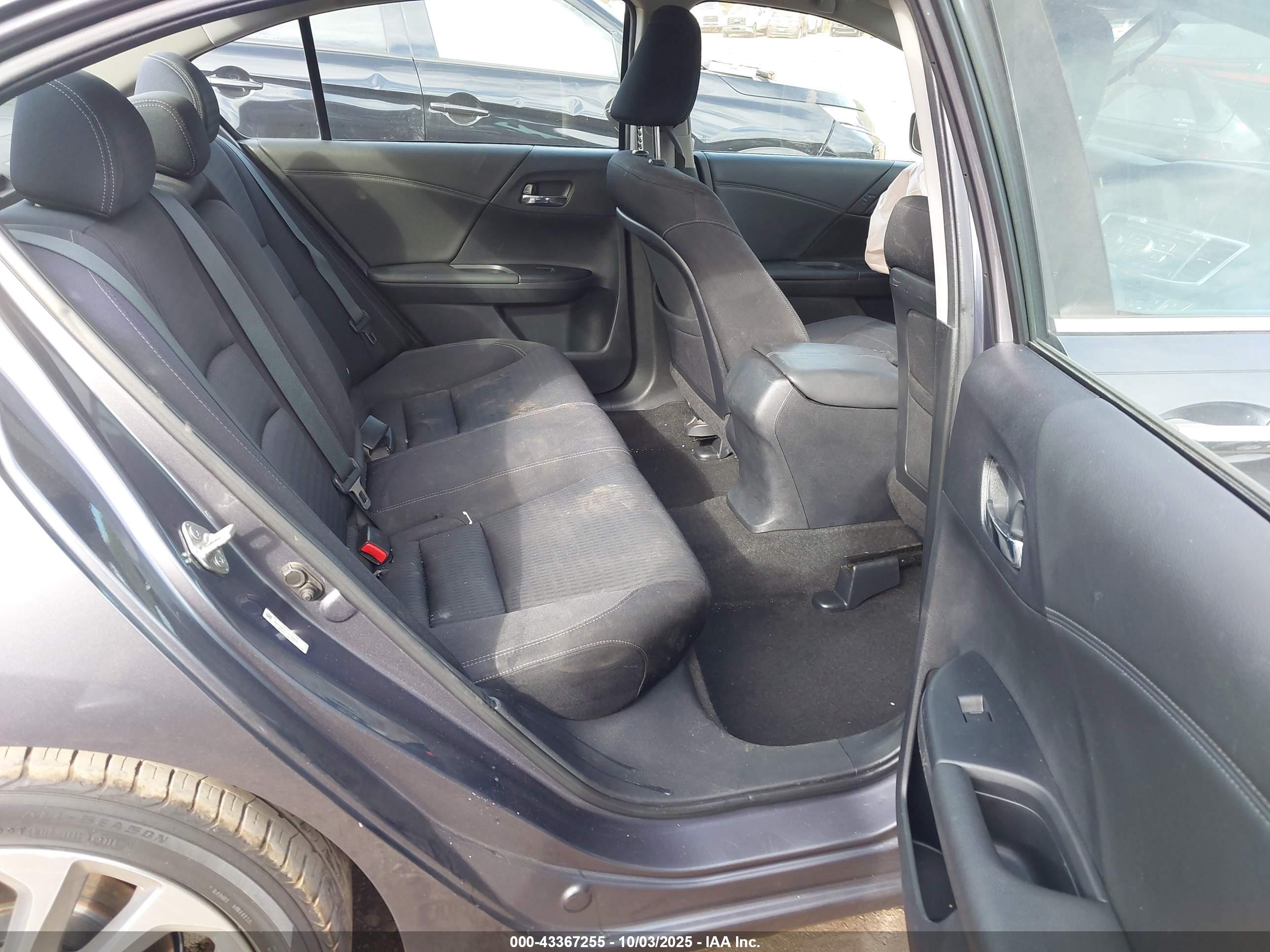 HONDA ACCORD image 8