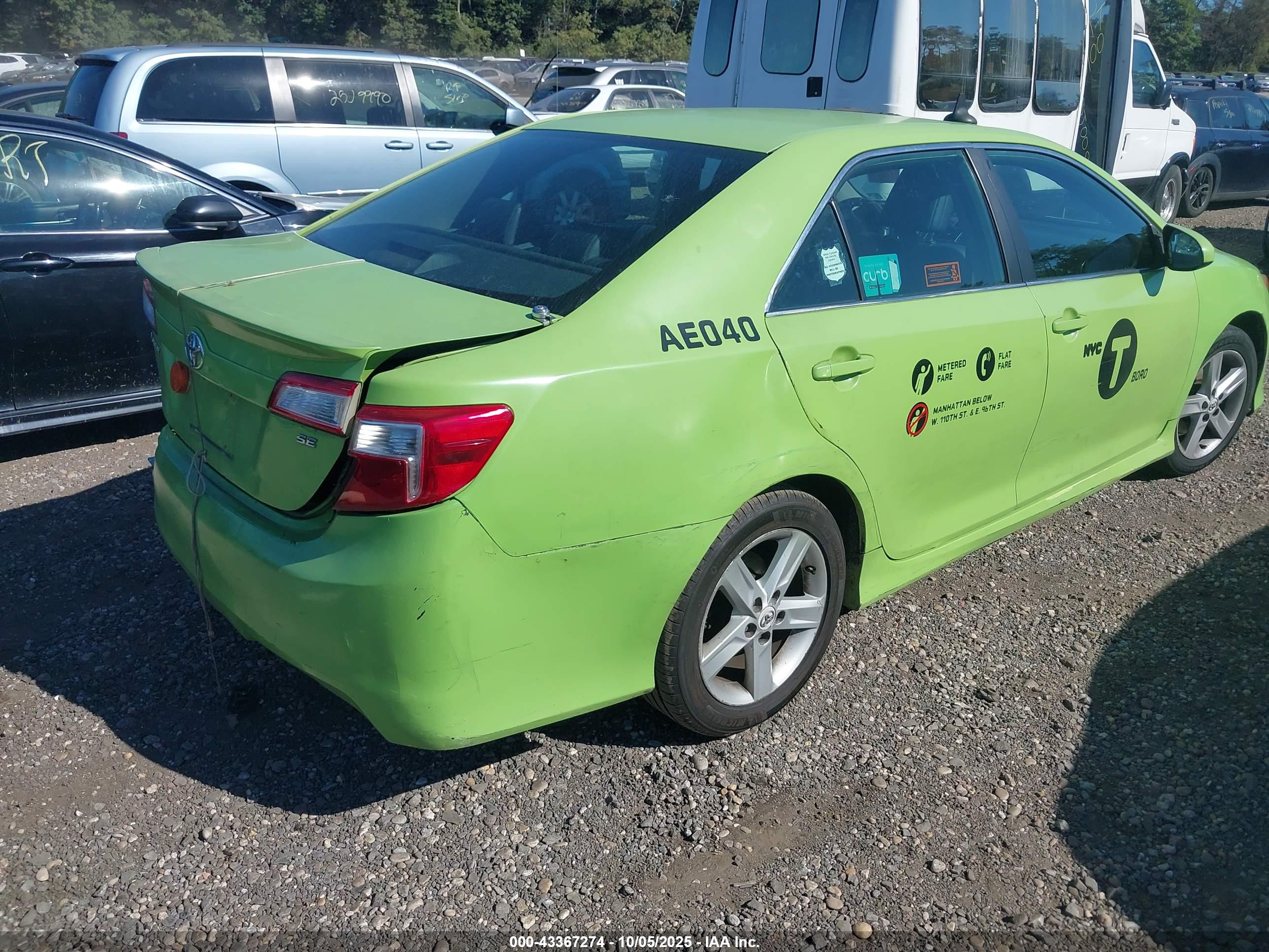 TOYOTA CAMRY image 4