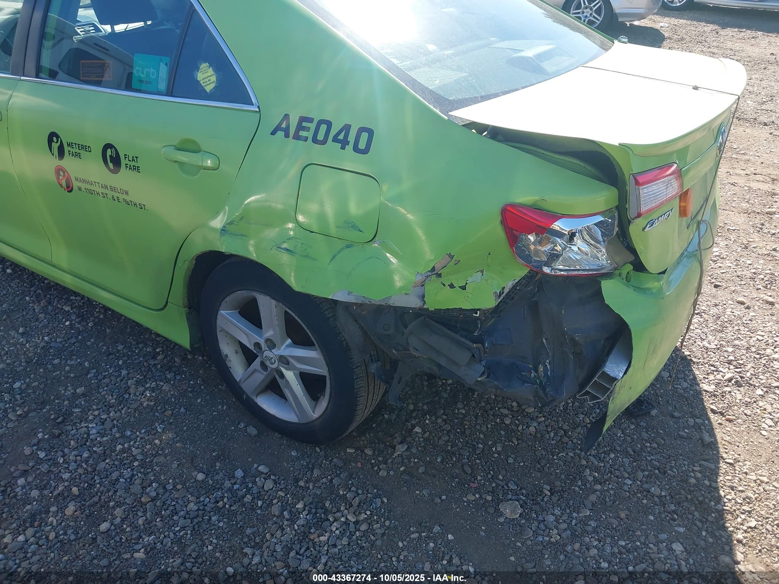 TOYOTA CAMRY image 6