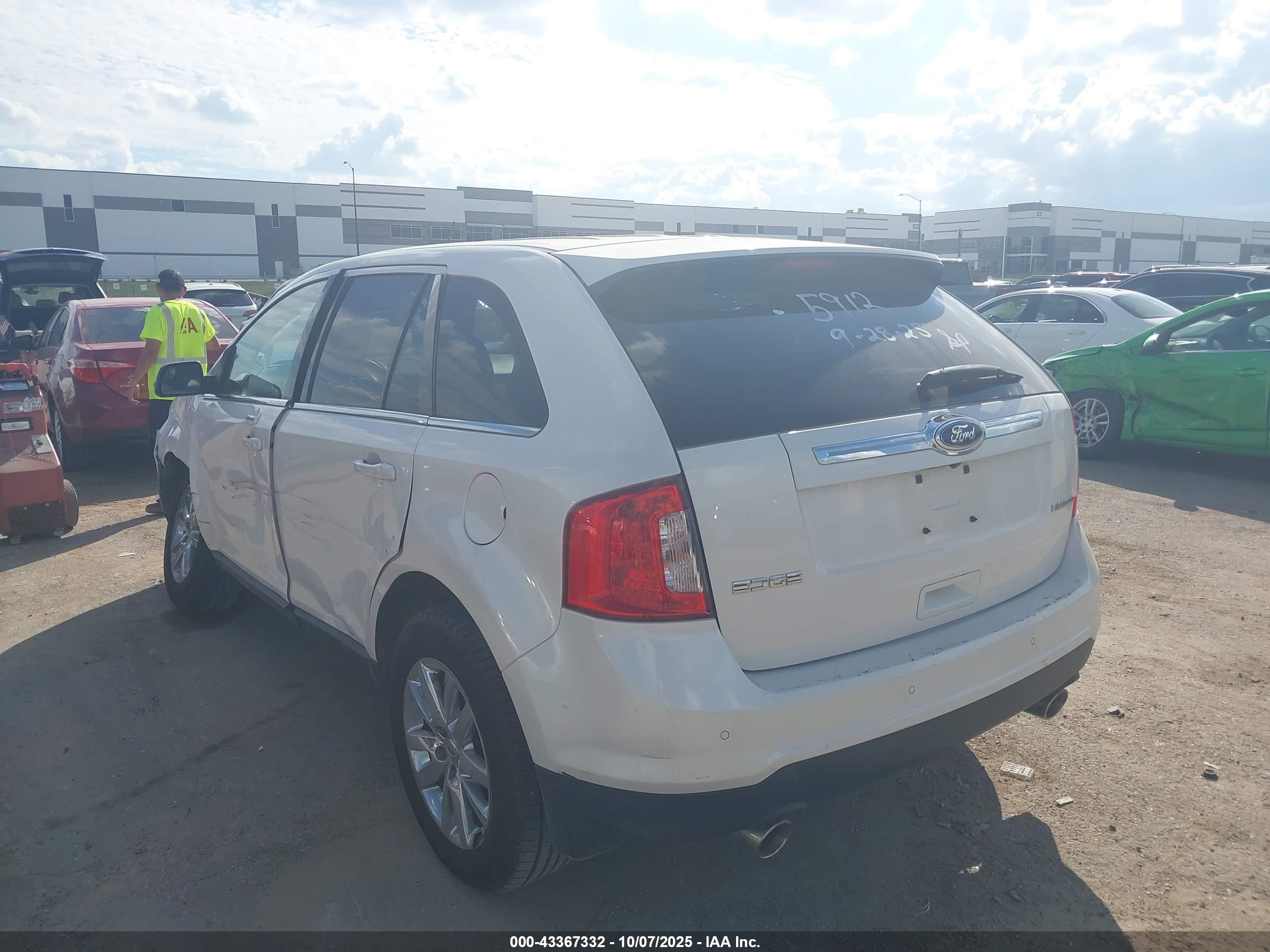 FORD EDGE image 3