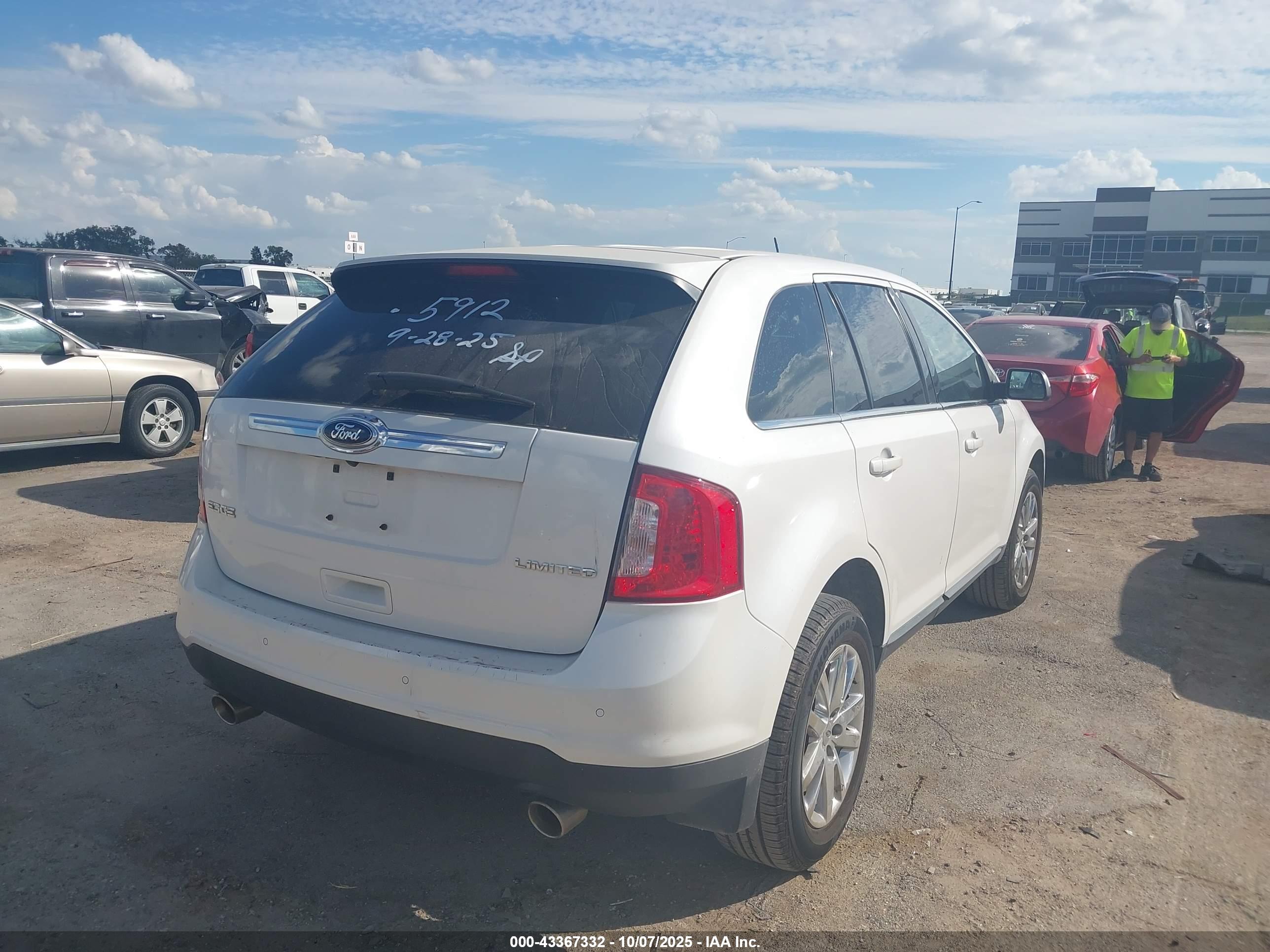 FORD EDGE image 4